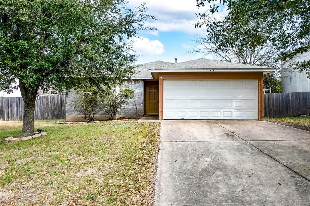 412  Ballentine Ct