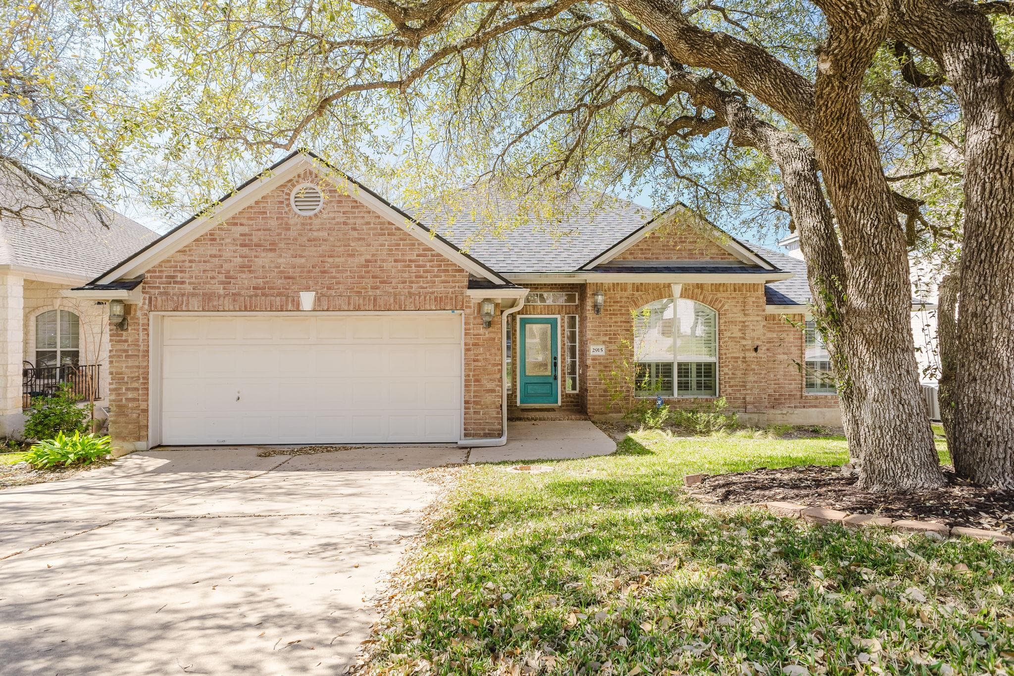 2915  Cashell Wood Dr