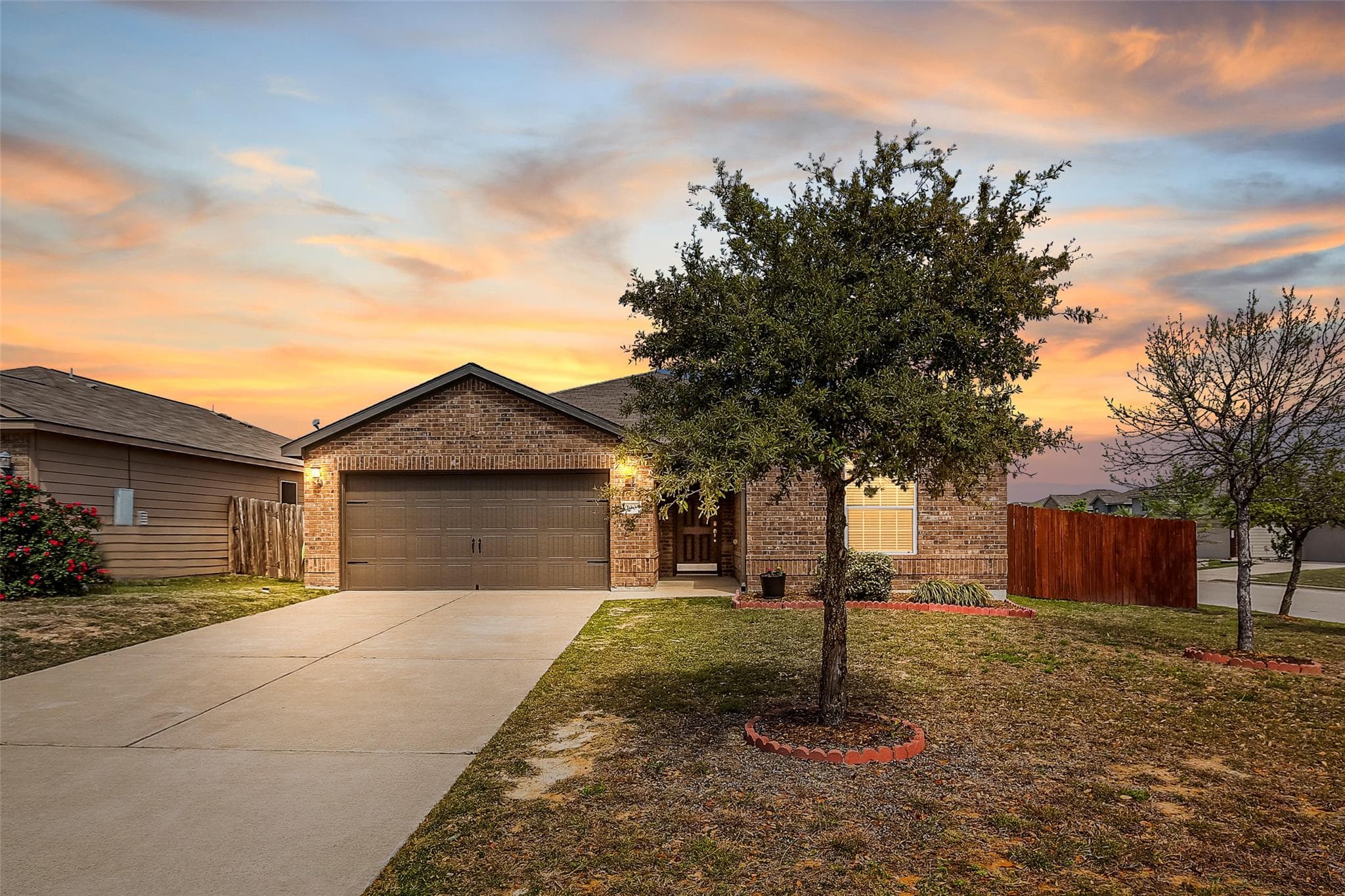 100  Robertson Ln