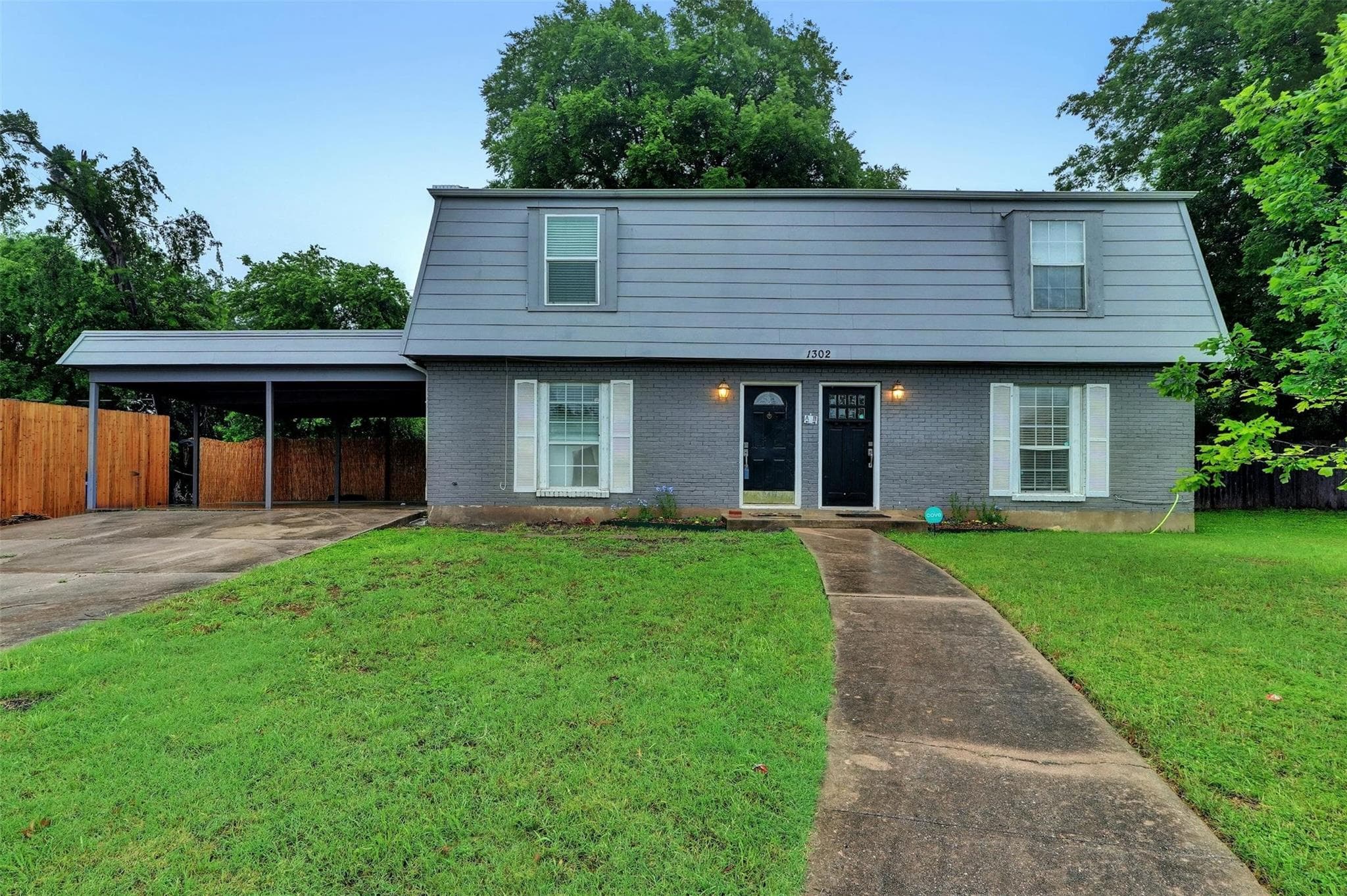 1302 E Saint Johns Ave  #A