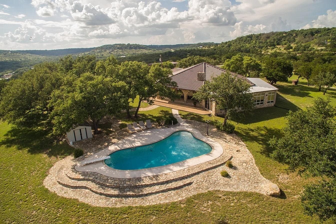 9763  Ranch Road 1623 None