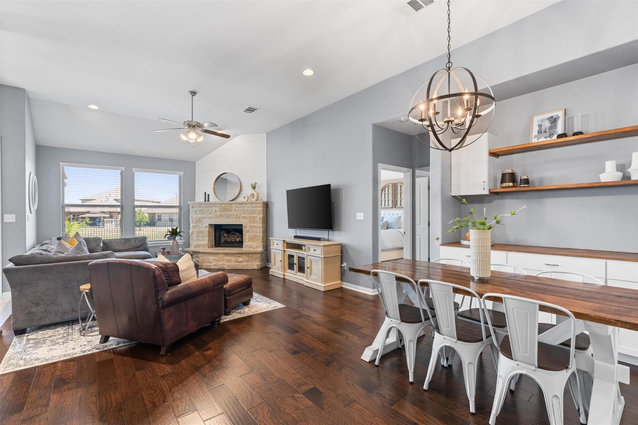 304  Miracle Rose Way