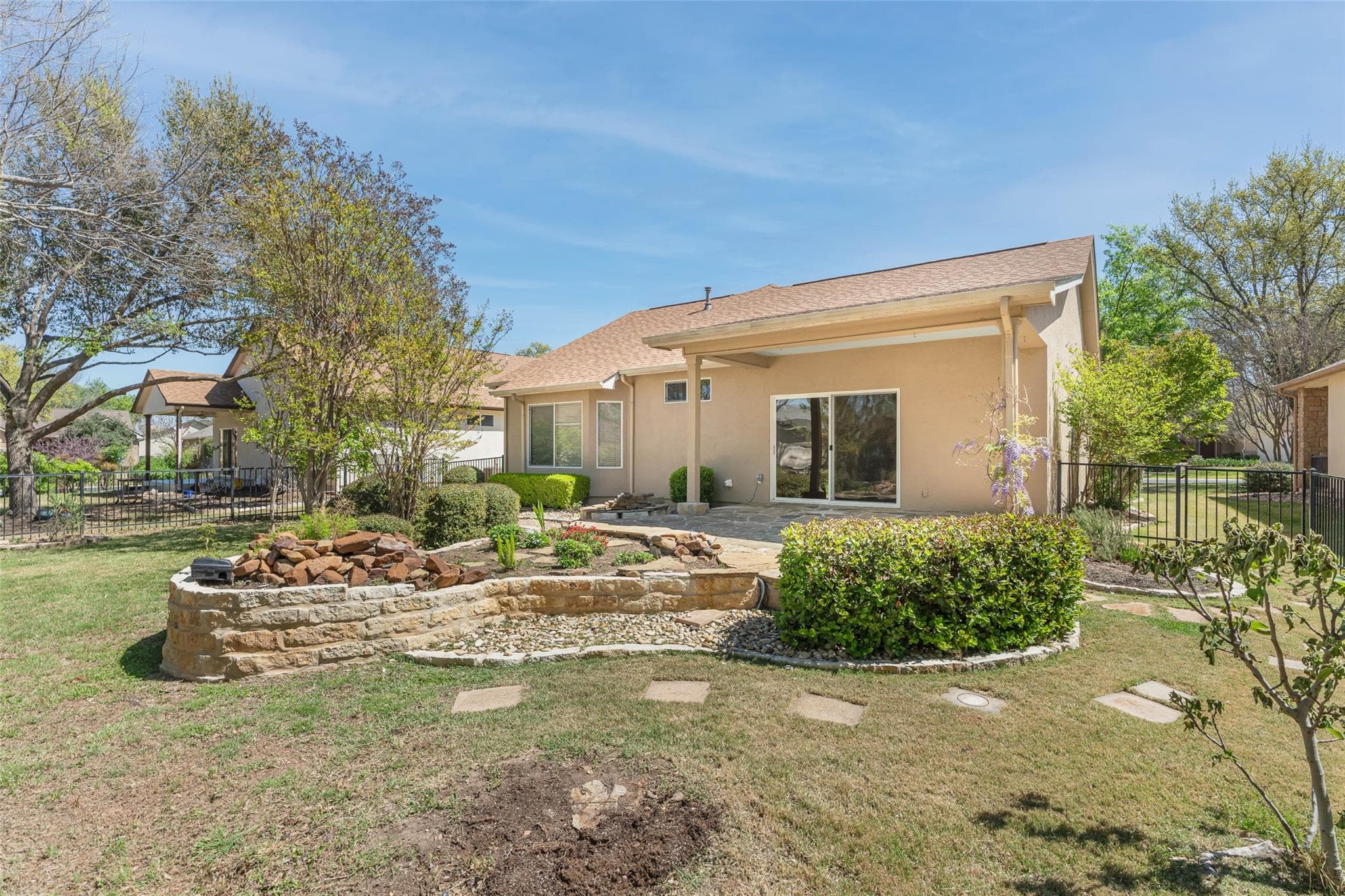 516  Texas Dr