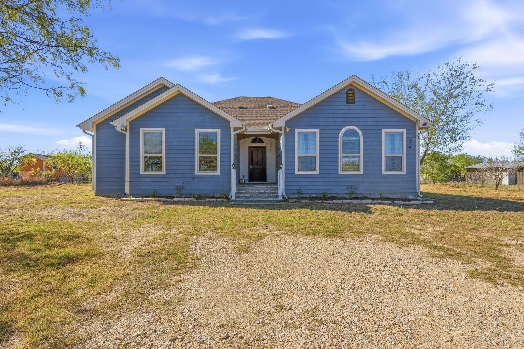 574  Highland Ranch Way