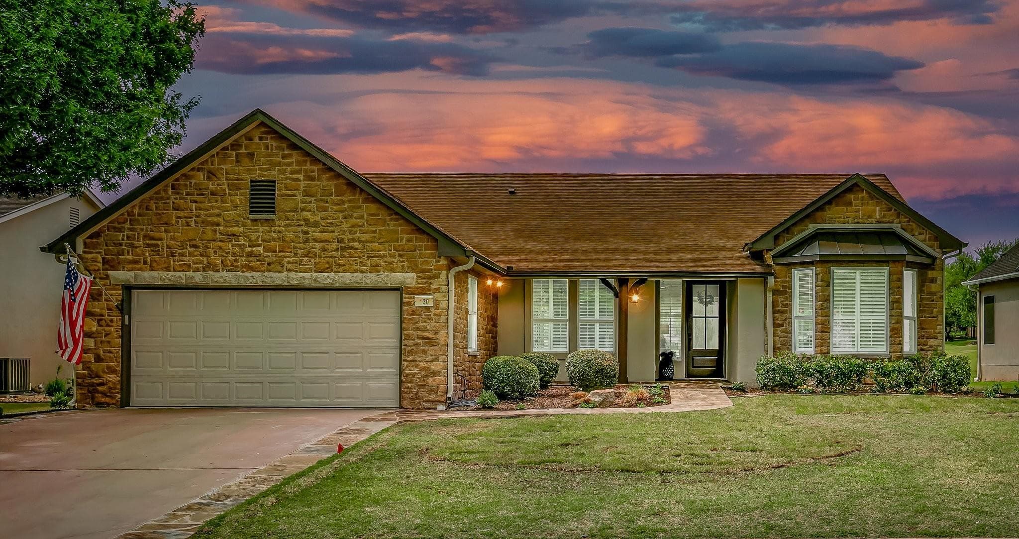 130  Crepe Myrtle Ln