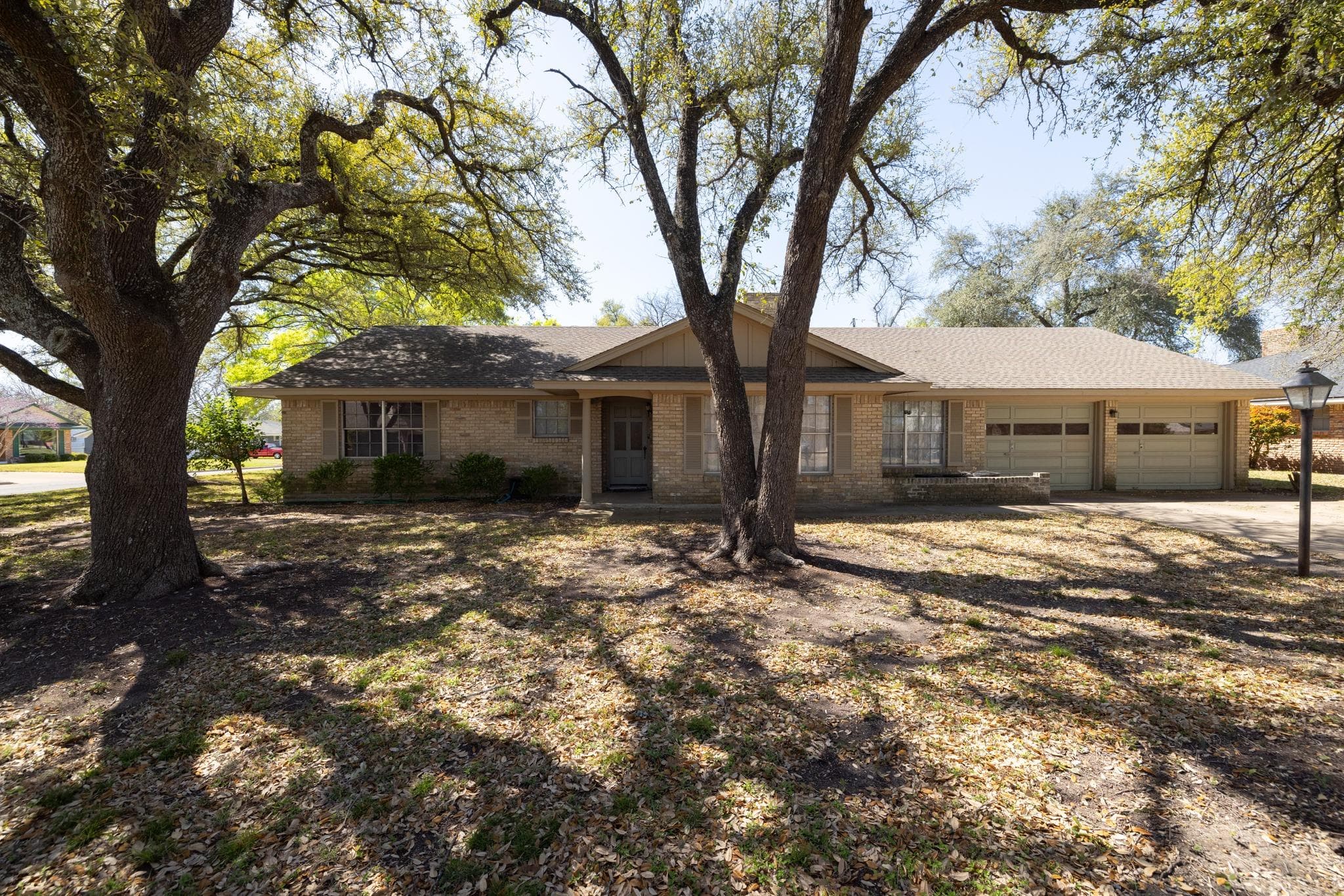 3605  Del Norte Blvd