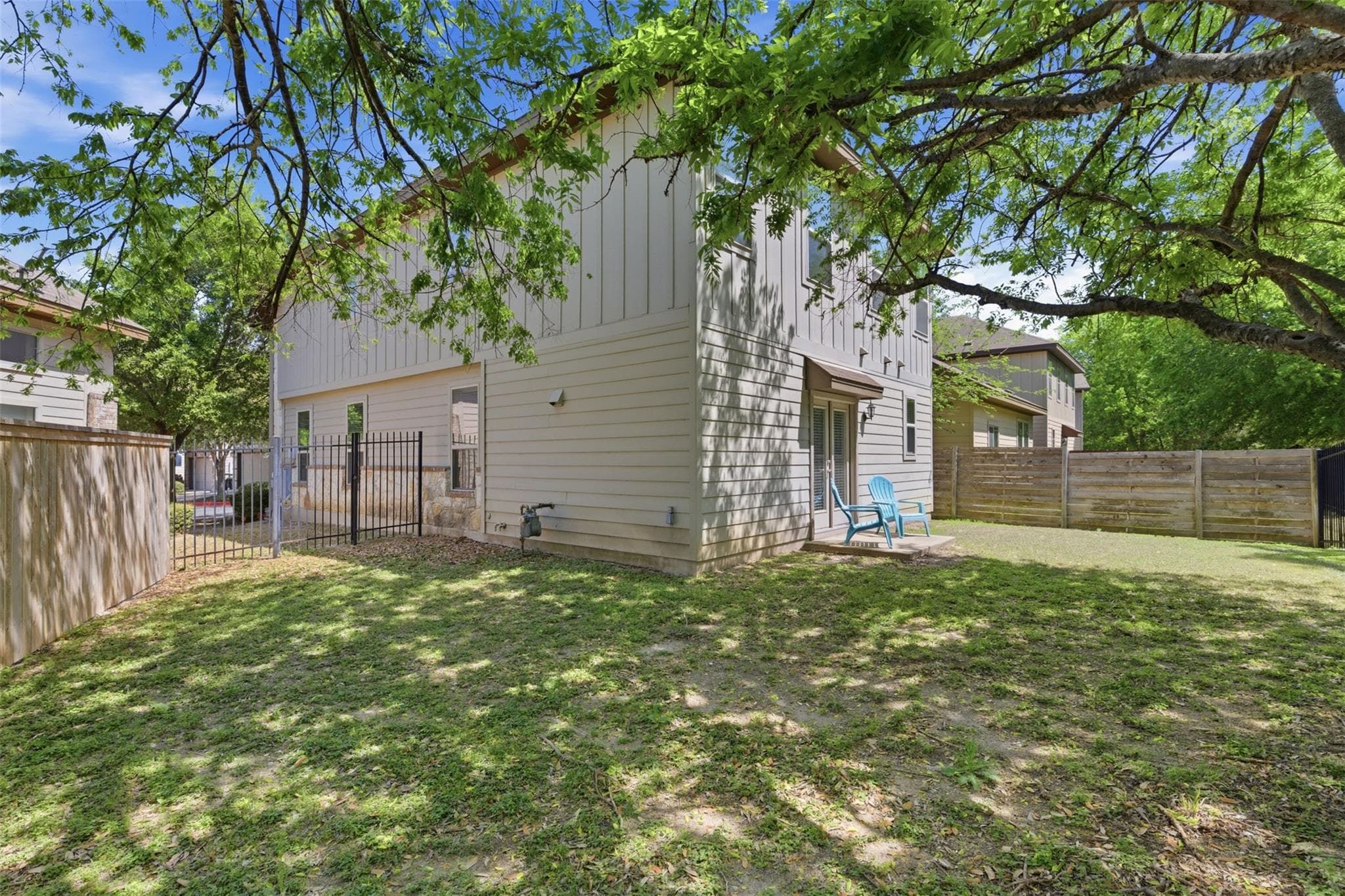 2101  Rivers Edge Way  #22