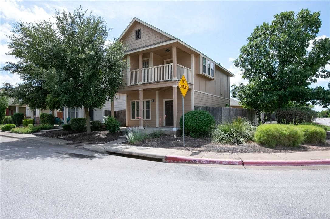 4528 Credo Ln