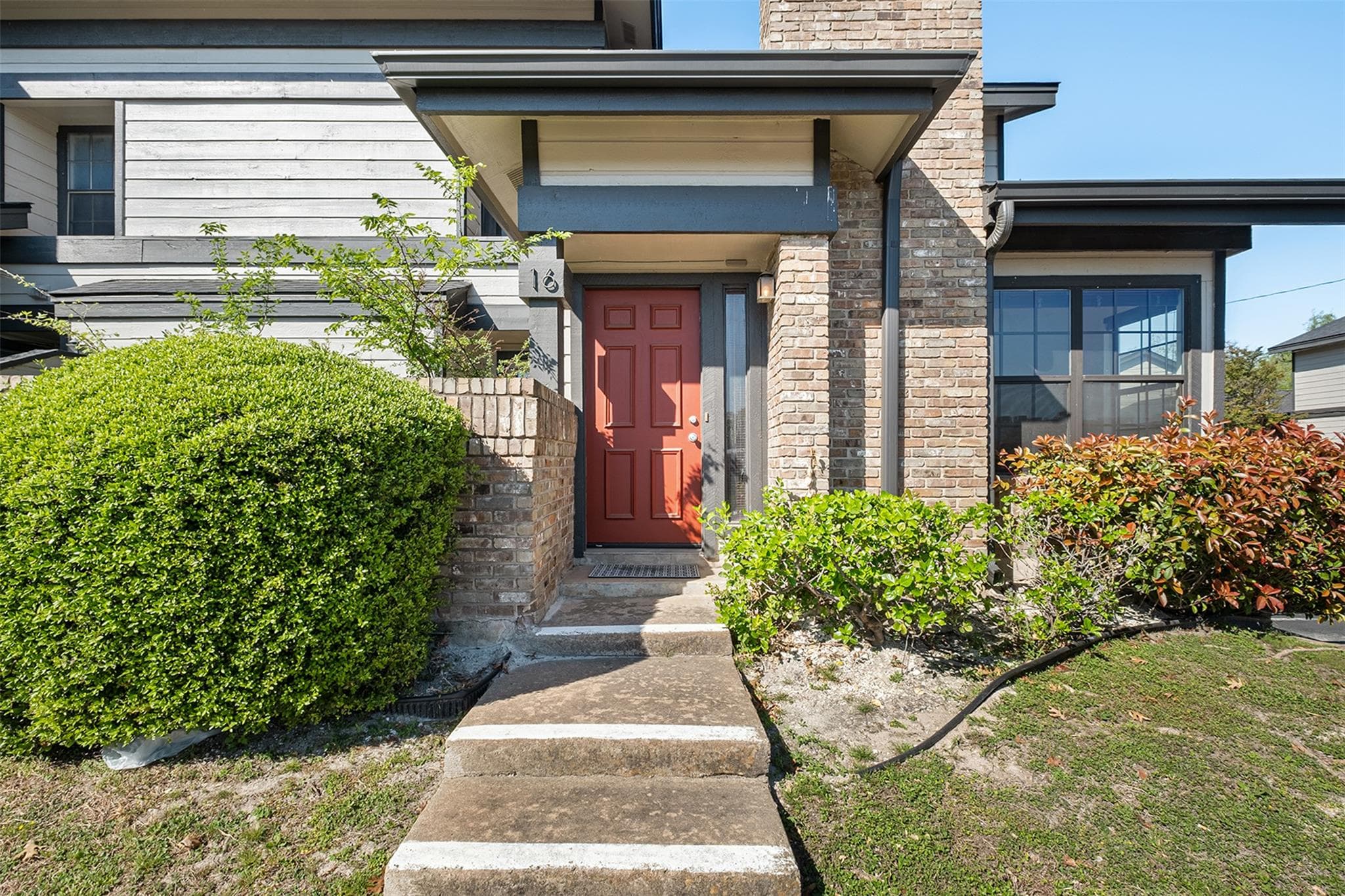 1748 Ohlen Rd #16