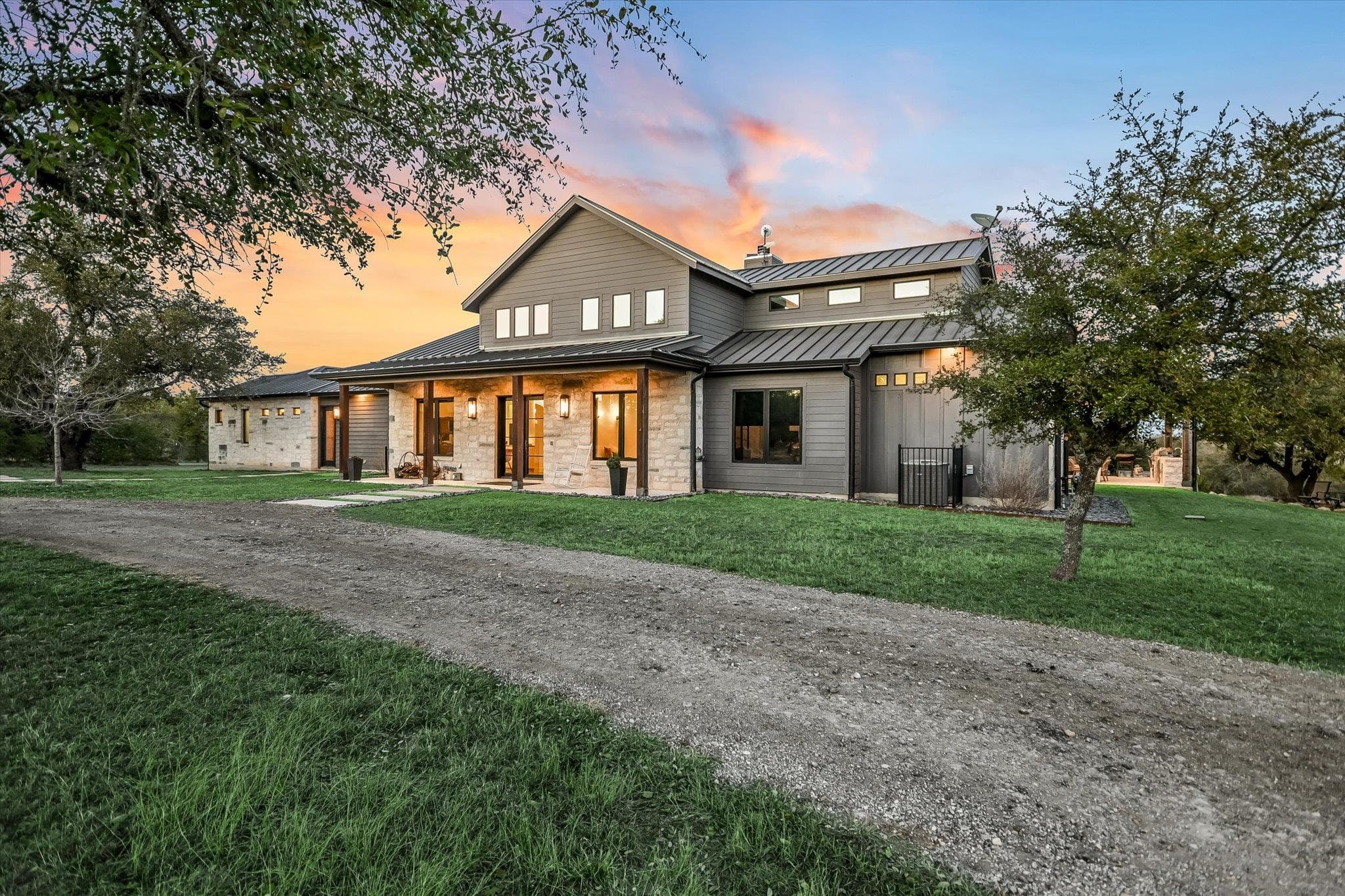 3340  Martin Rd