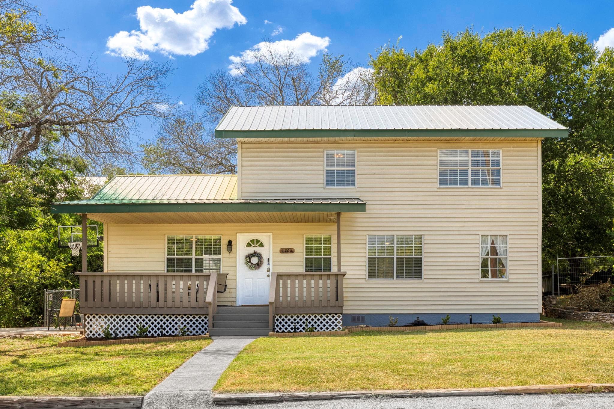11004  Elm St