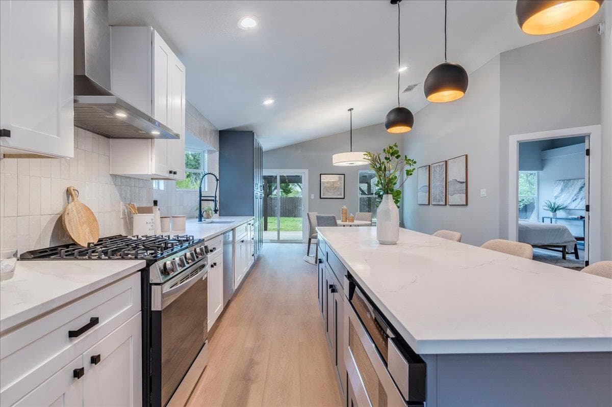 802  Brook Meadow Trl