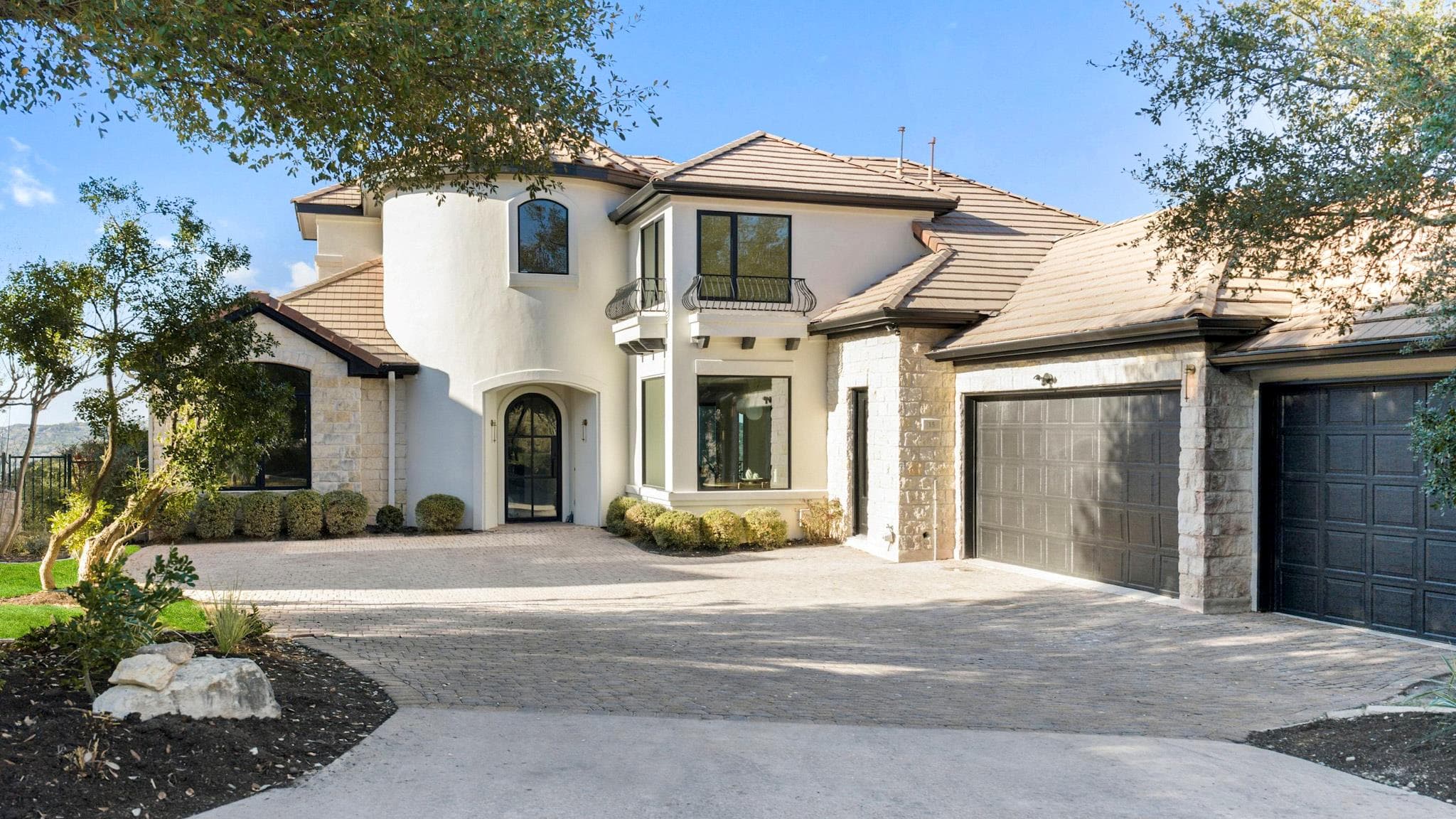 2300  Barton Creek Blvd  #15