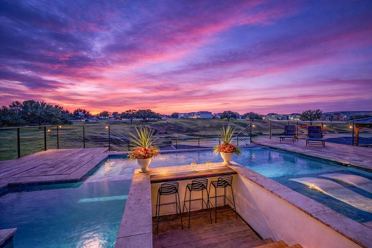 110 Clearwater Dr