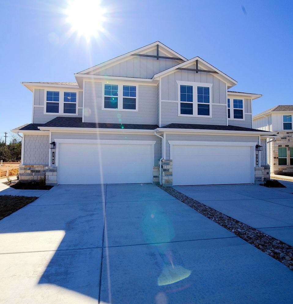 162  Elisha Dr