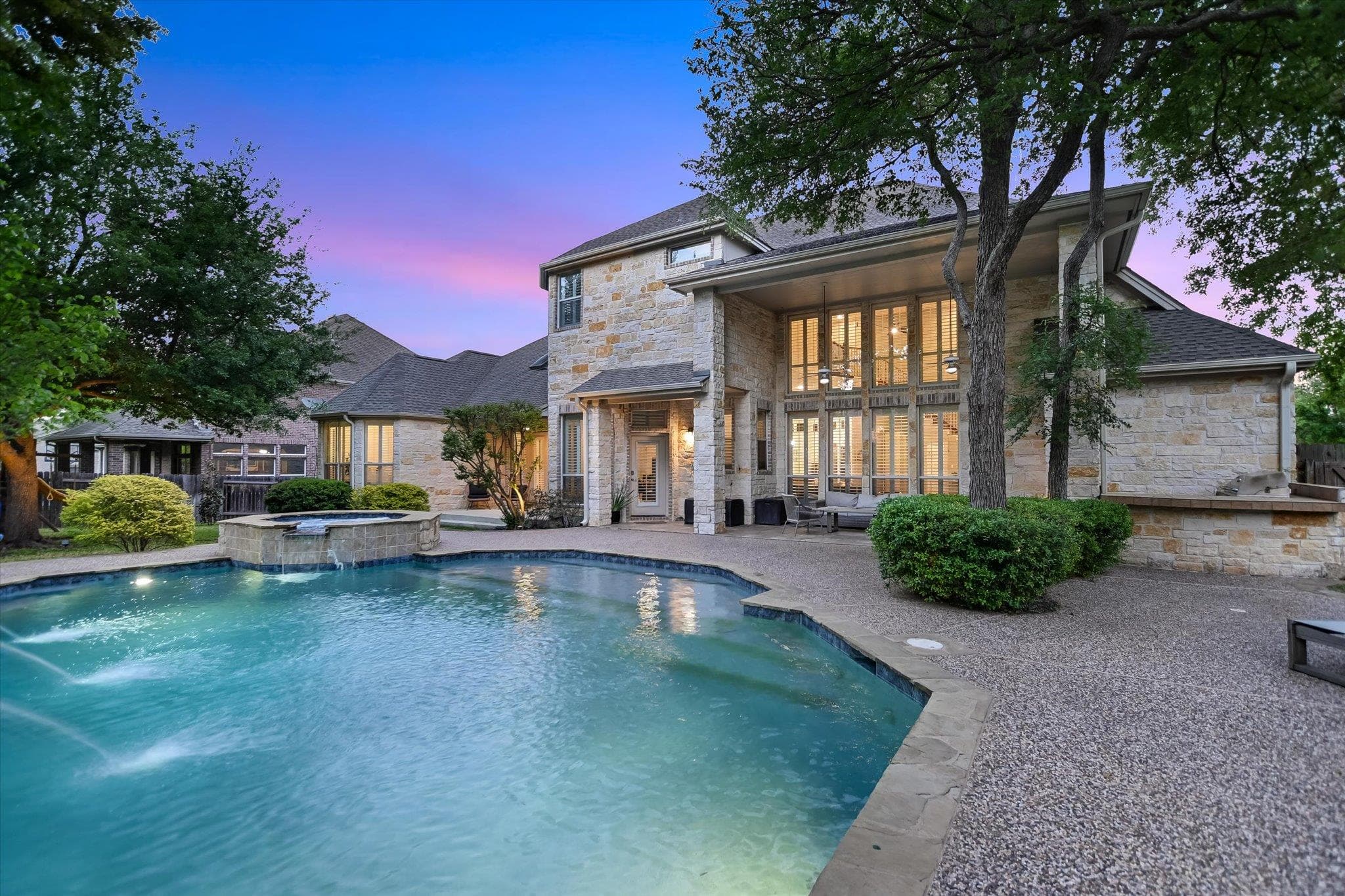 10320  Avery Club Dr