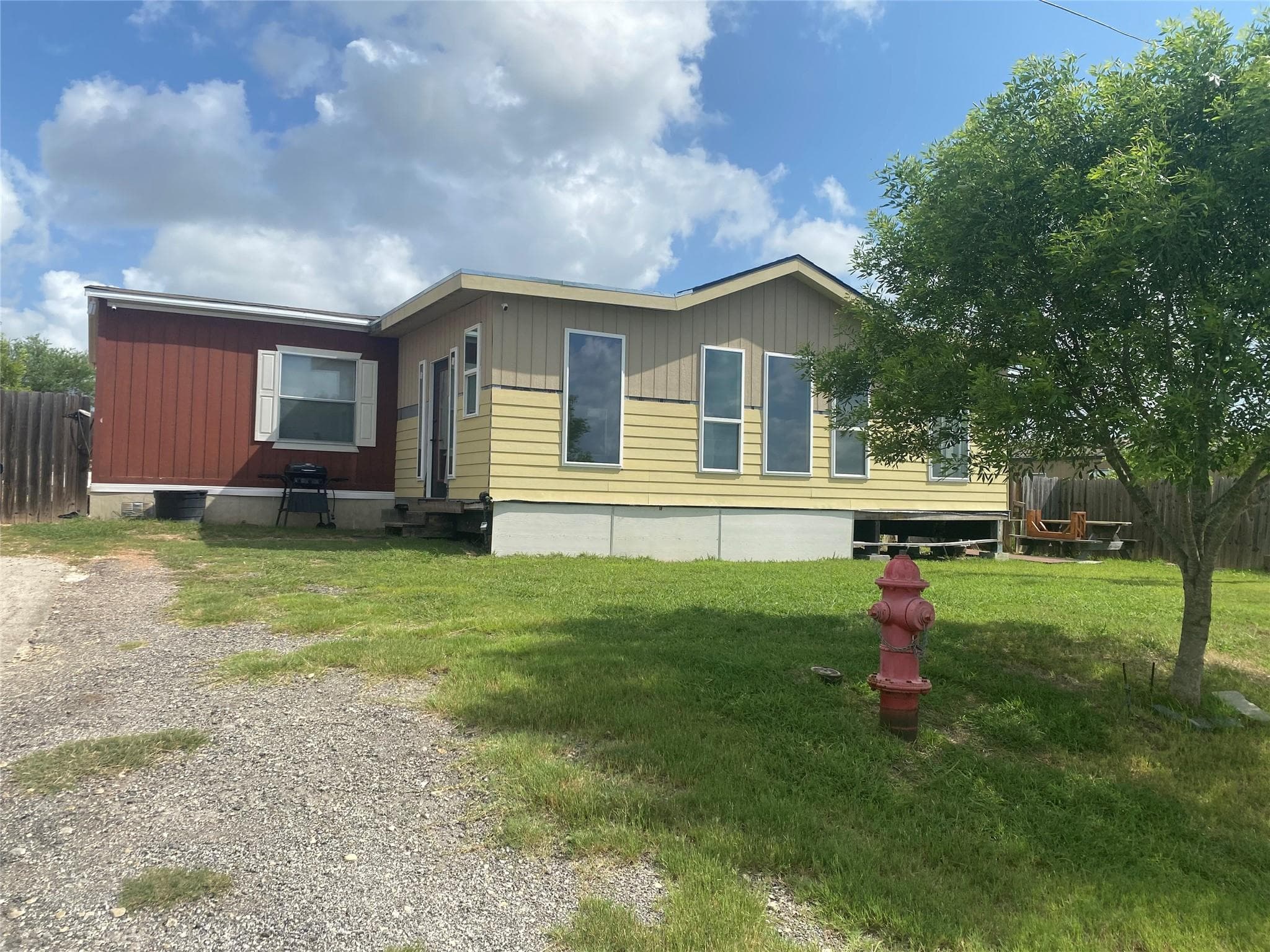 357  Duchess Pass