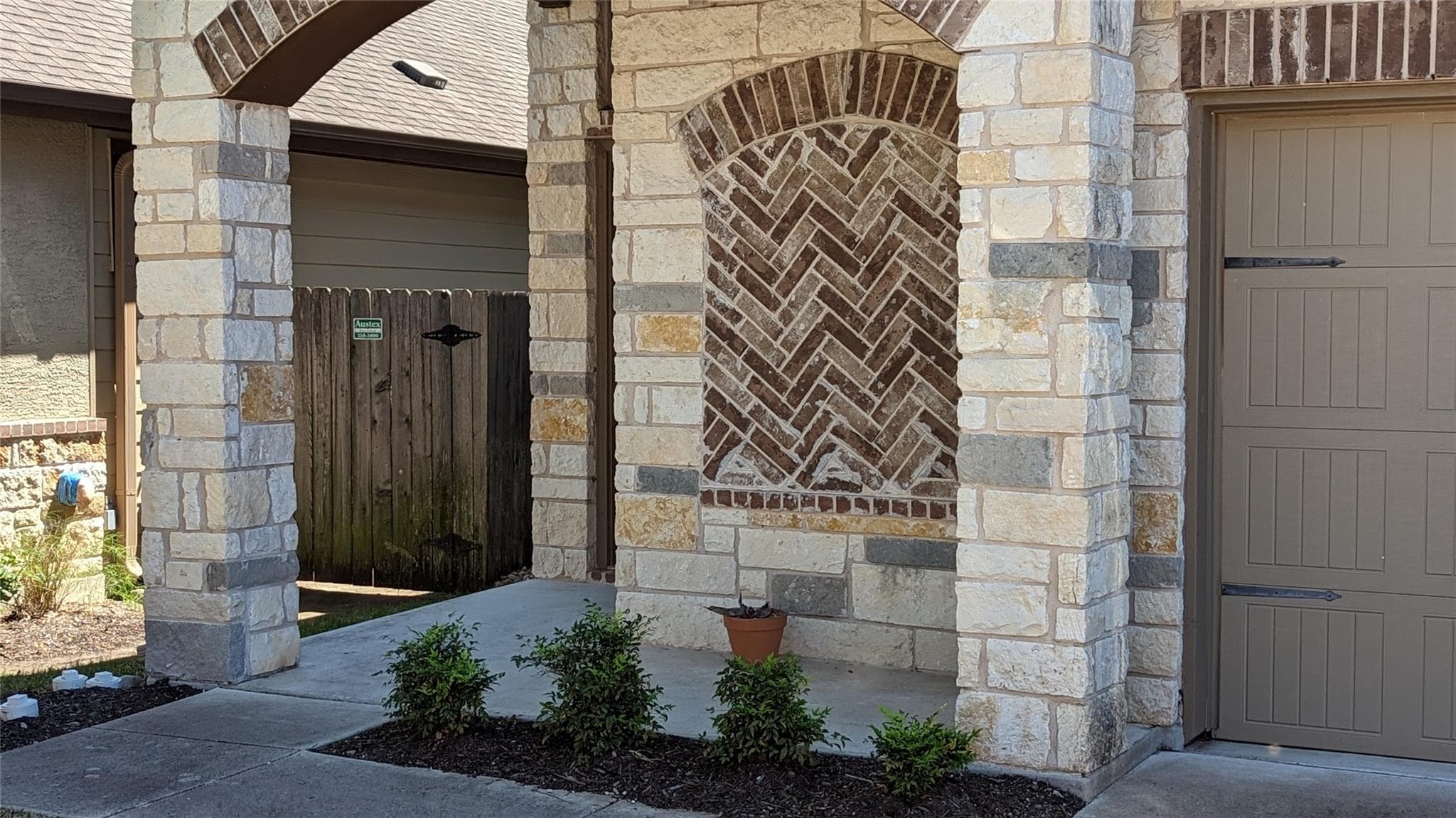 7337  Menchaca Rd  #21