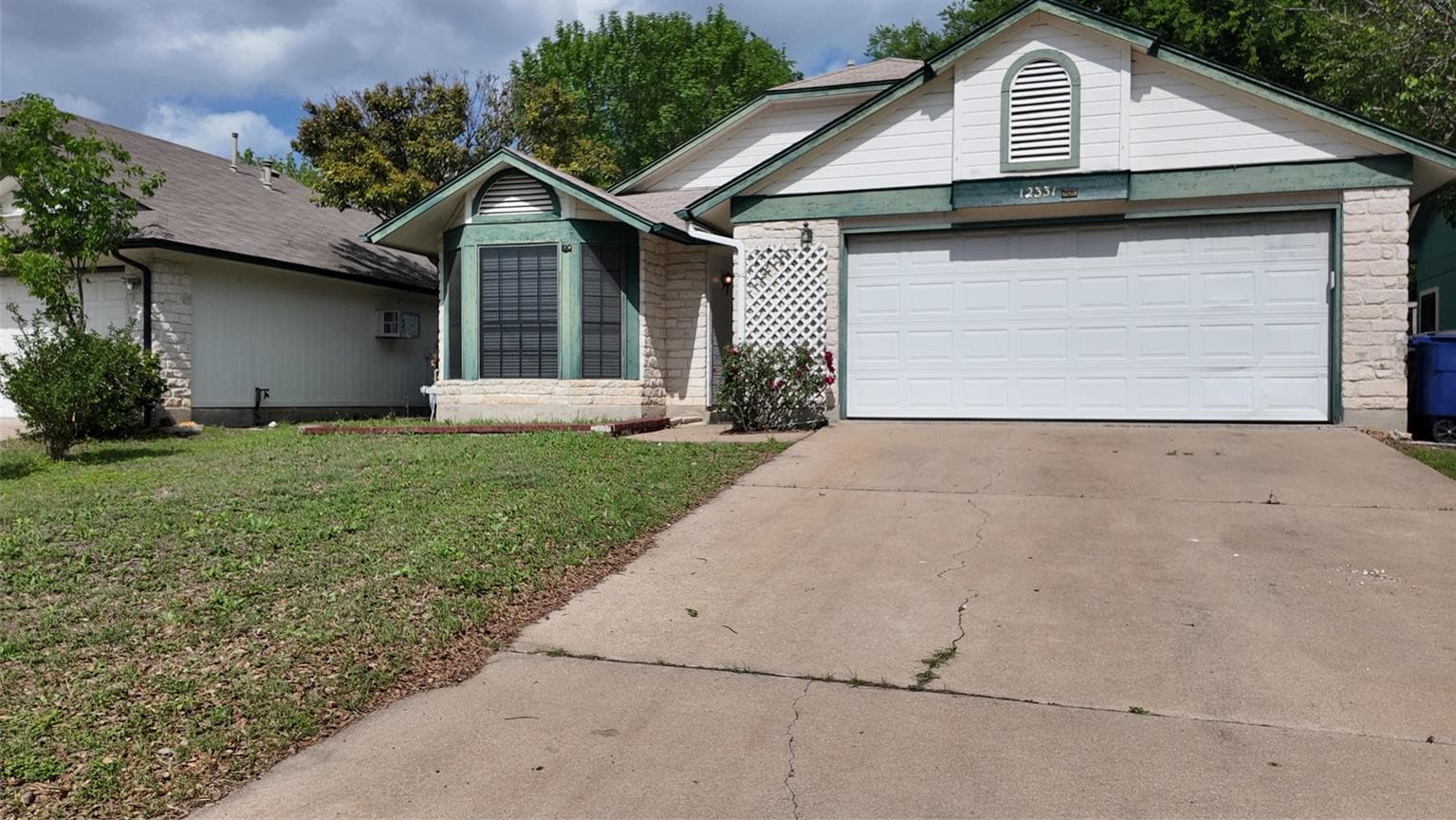 12331  Yarmont Way