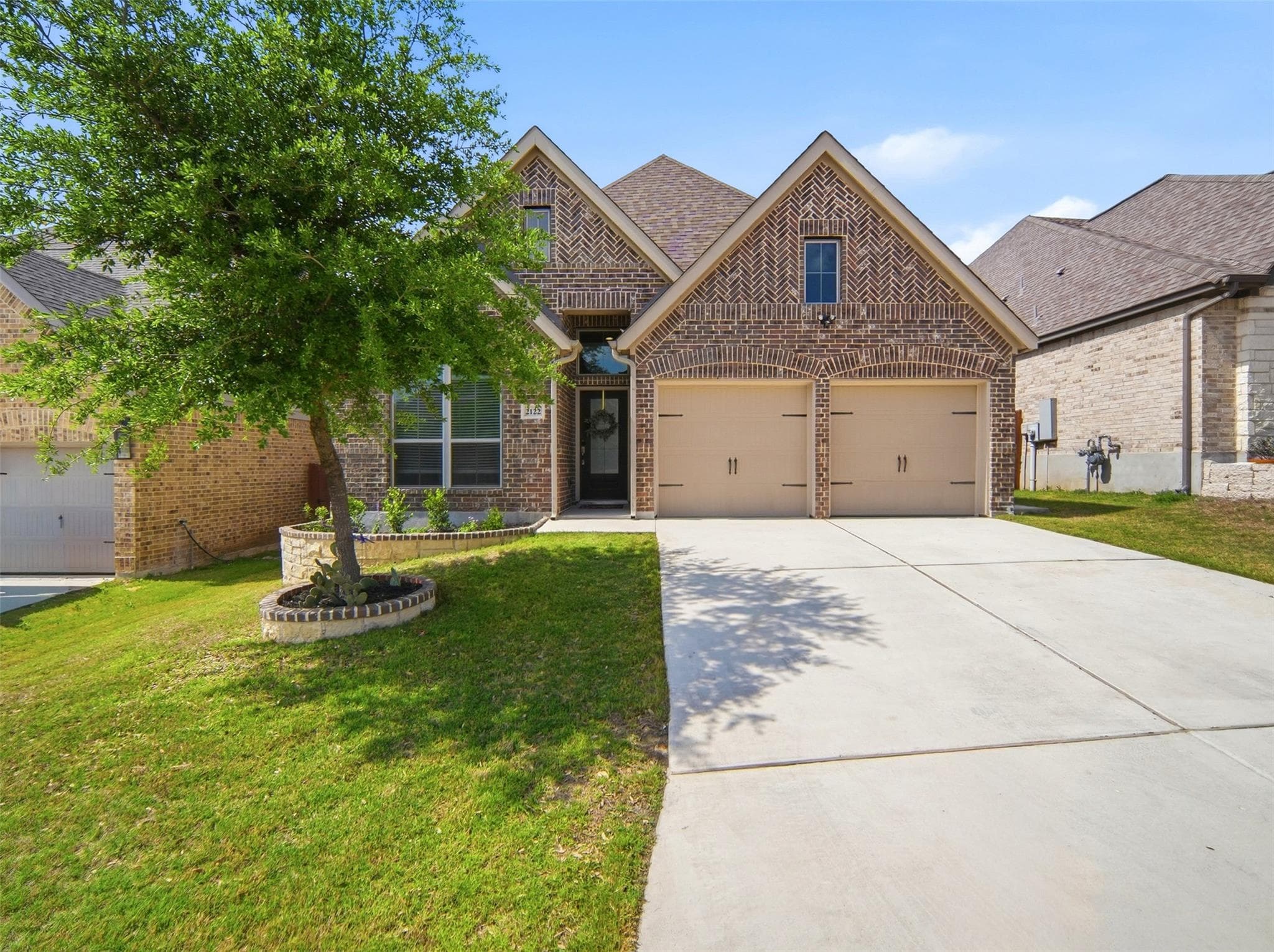 2122  Elysian Trl