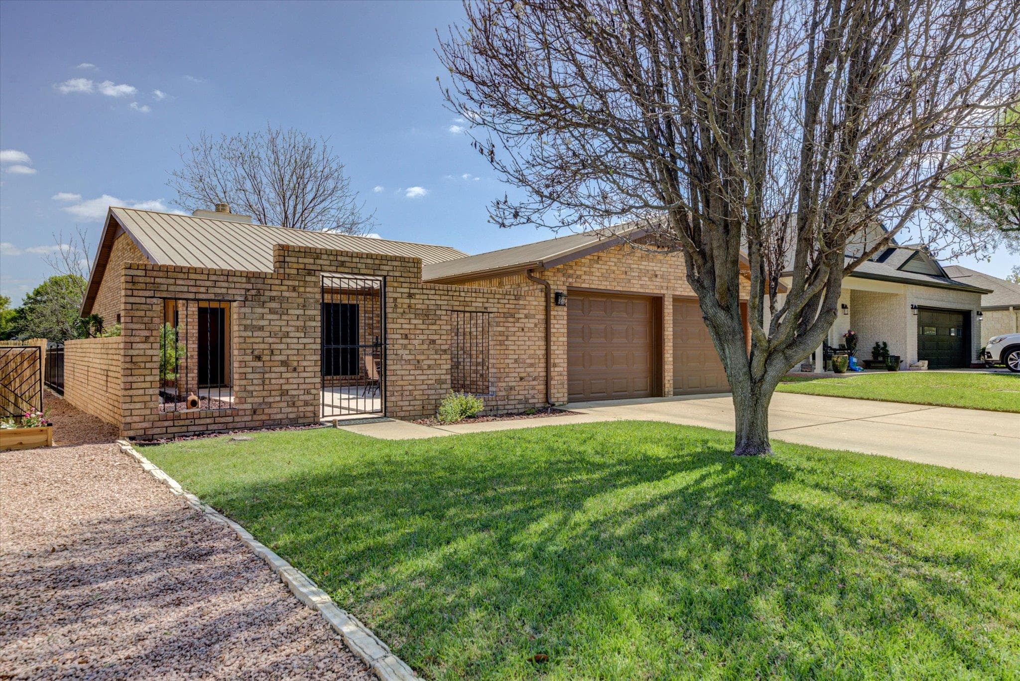 115 Firestone Pl