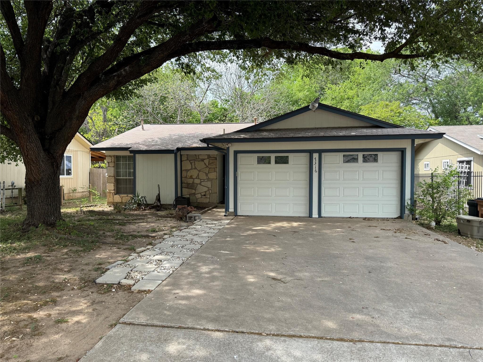 7316  Lake Charles Dr