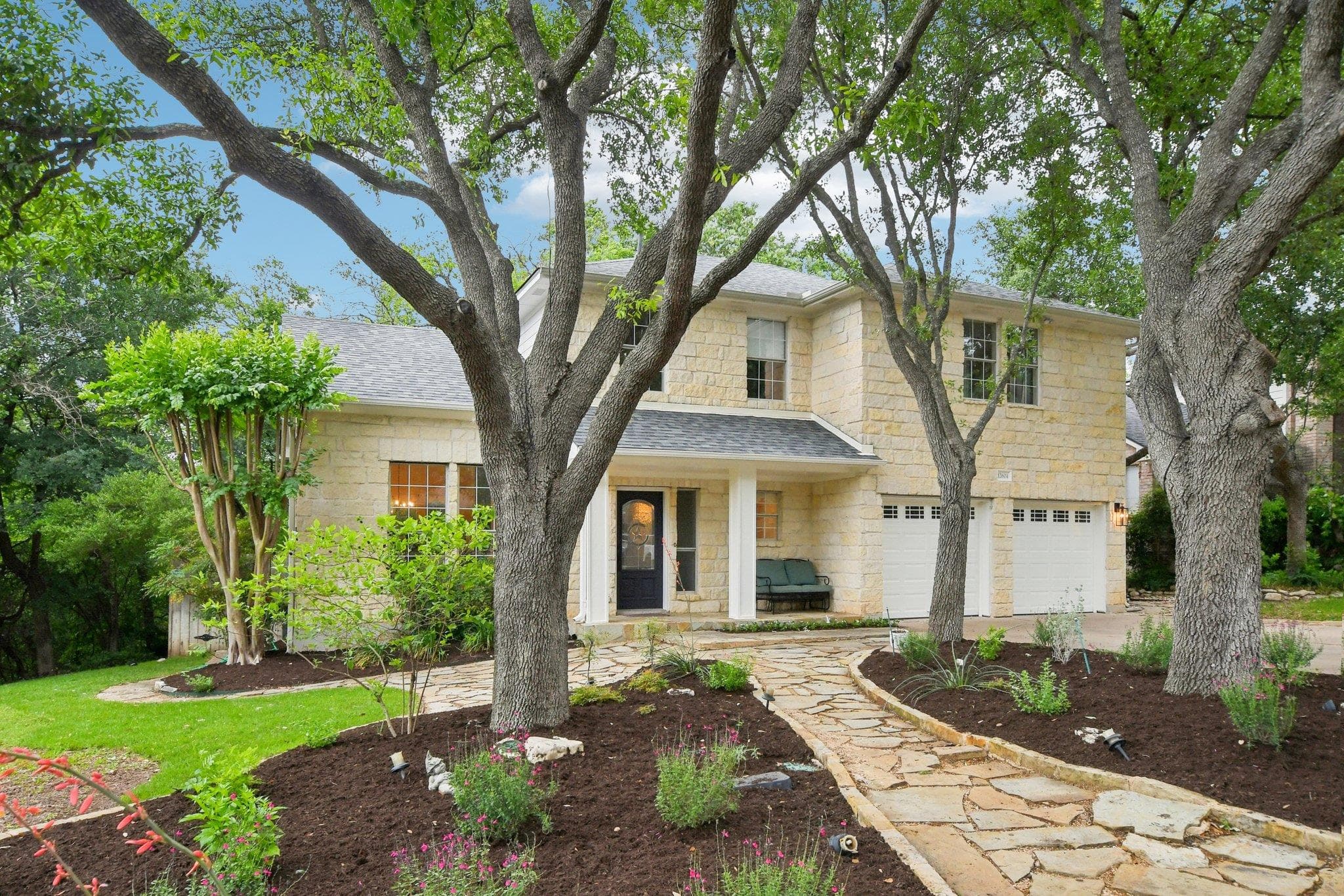12604  McNelly Trl