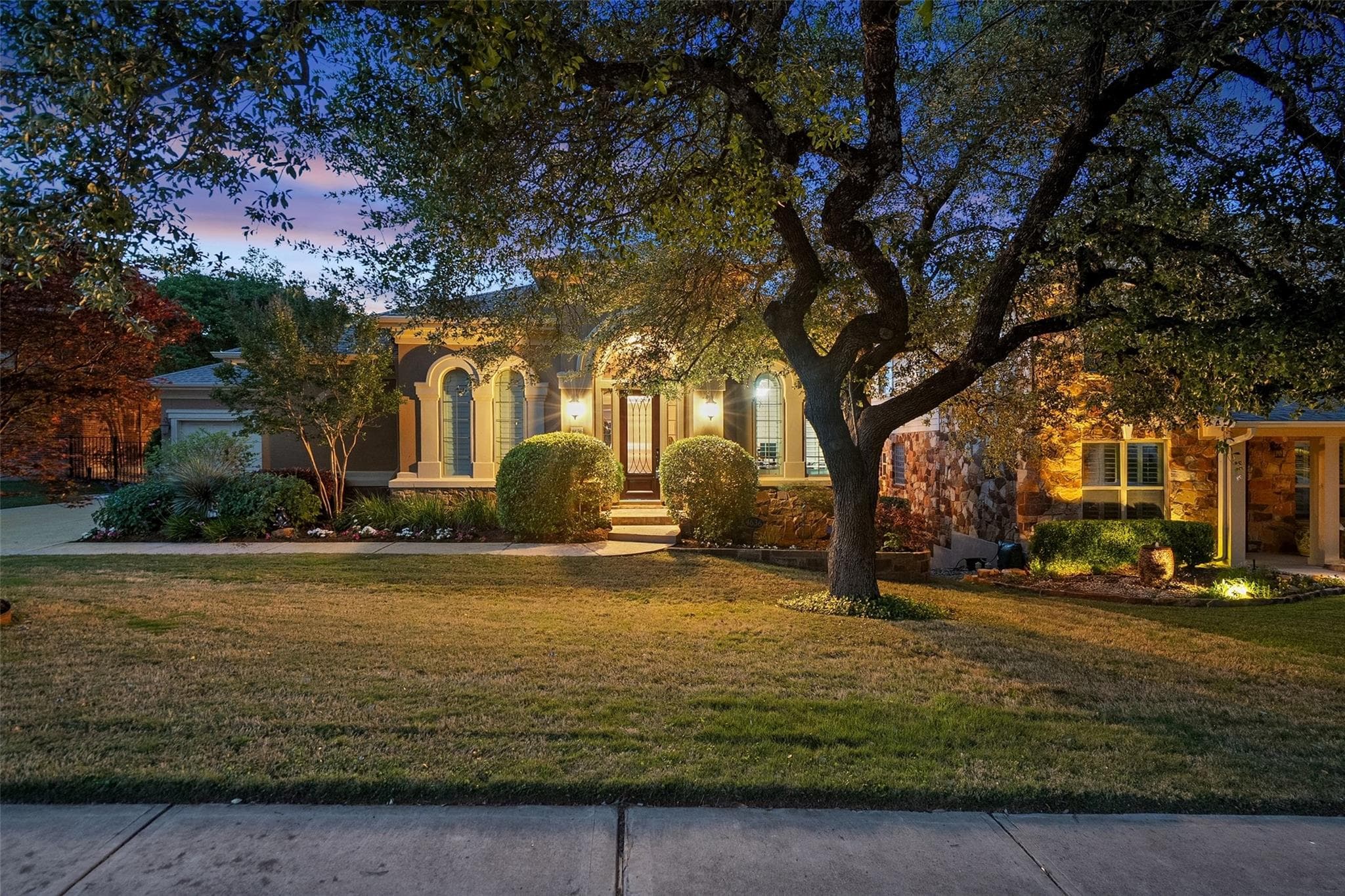 4636  Mont Blanc Dr