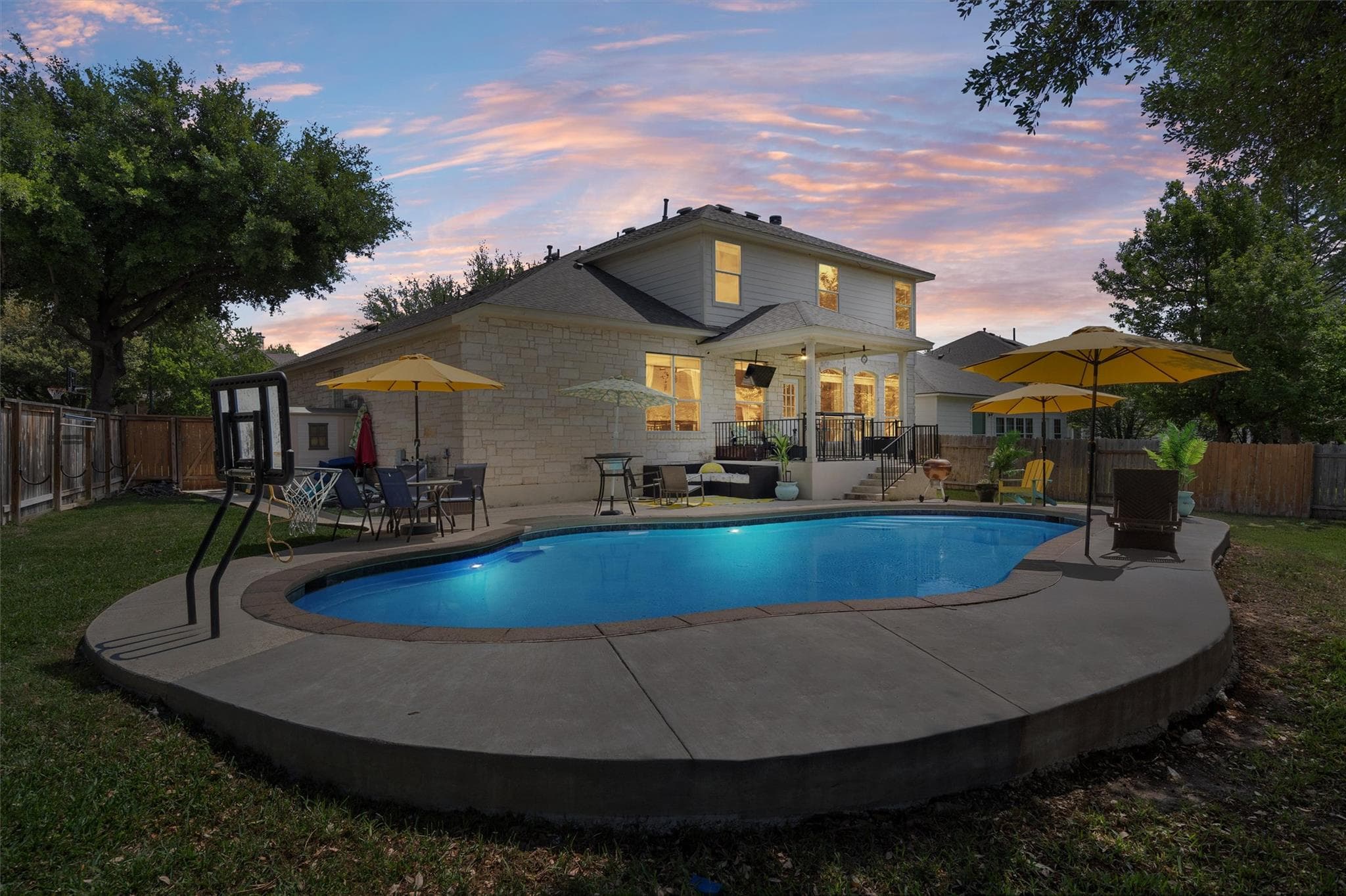 1008  Placid Creek Ct