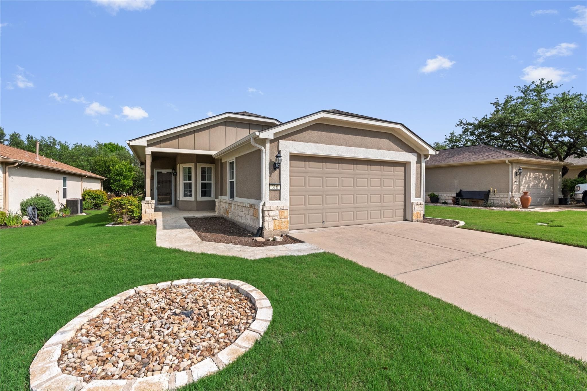 318  Barrington Farm Ct