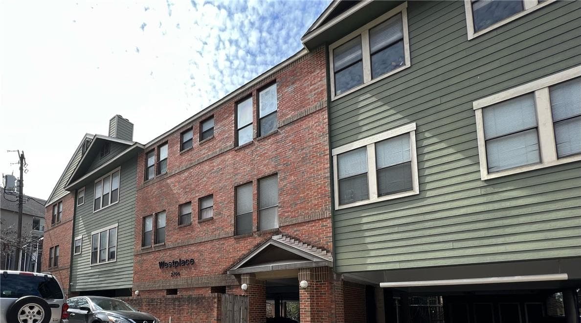 2706  Salado St  #302
