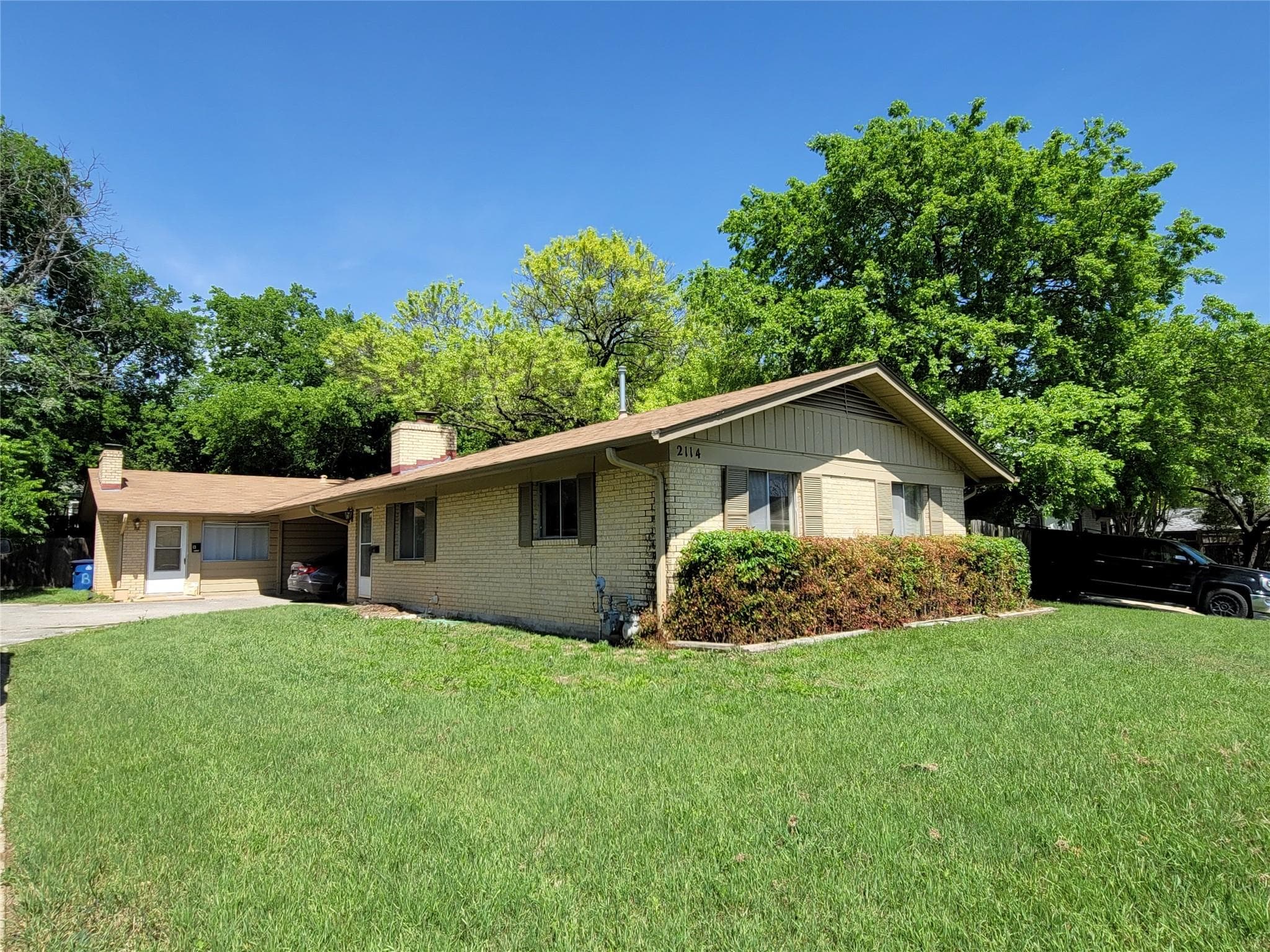 2114  Ann Arbor Ave  #B