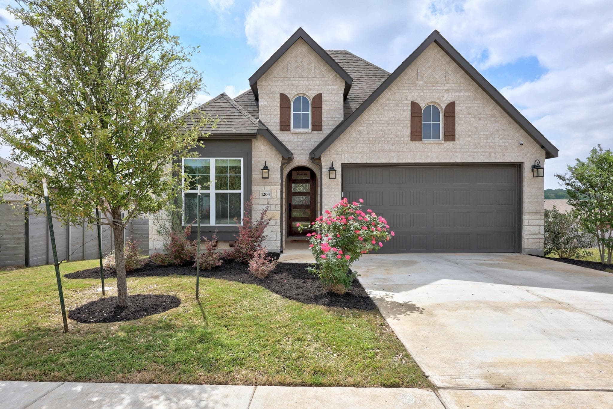 1204  Addison Ln