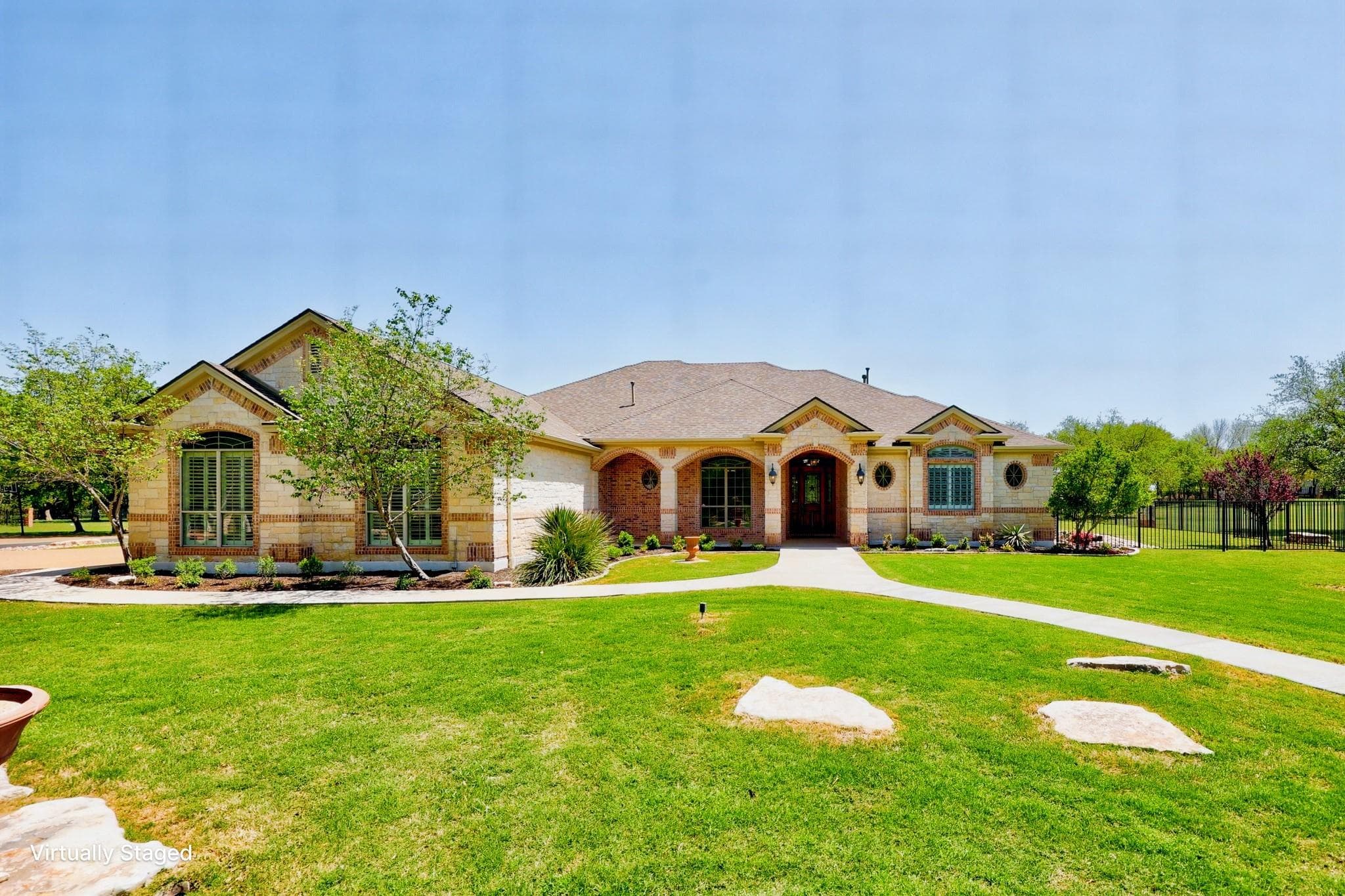 112  Shady Elm None
