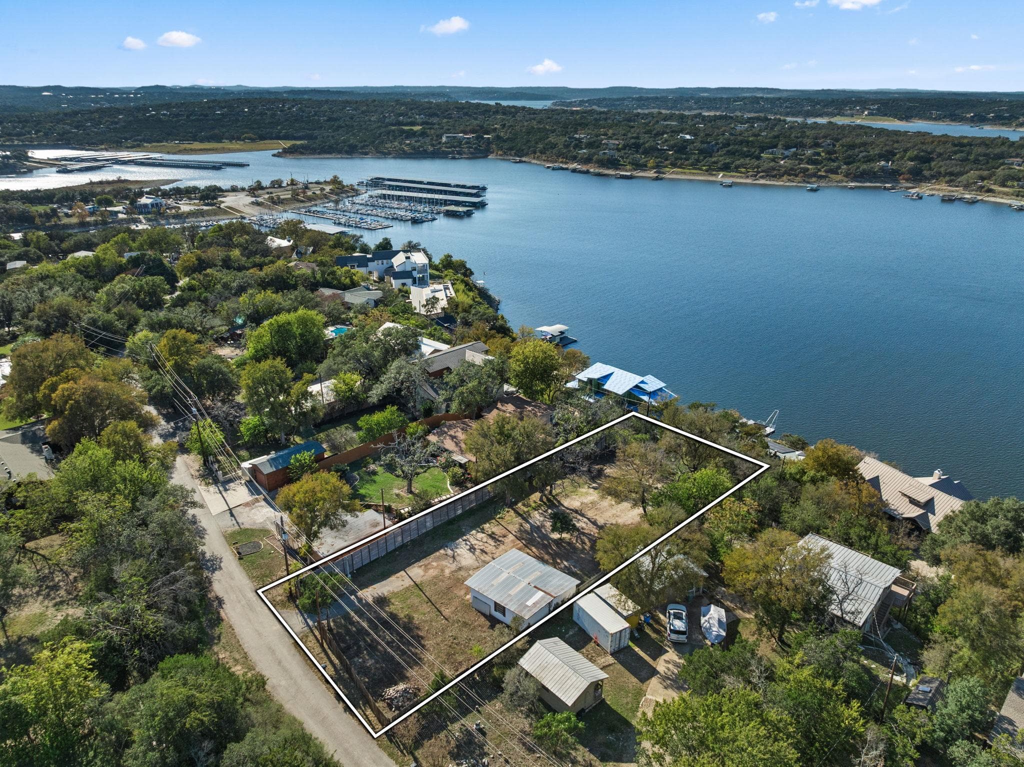 16453  Lake Loop