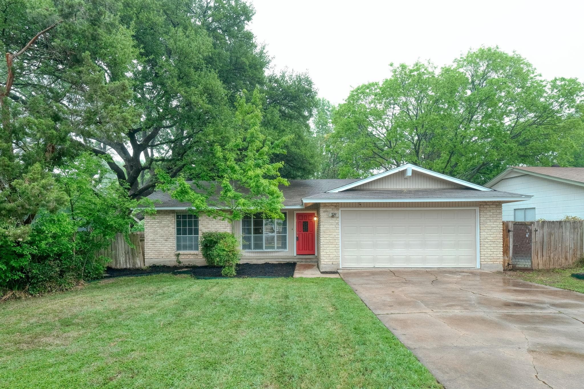 10419  Firethorn Ln