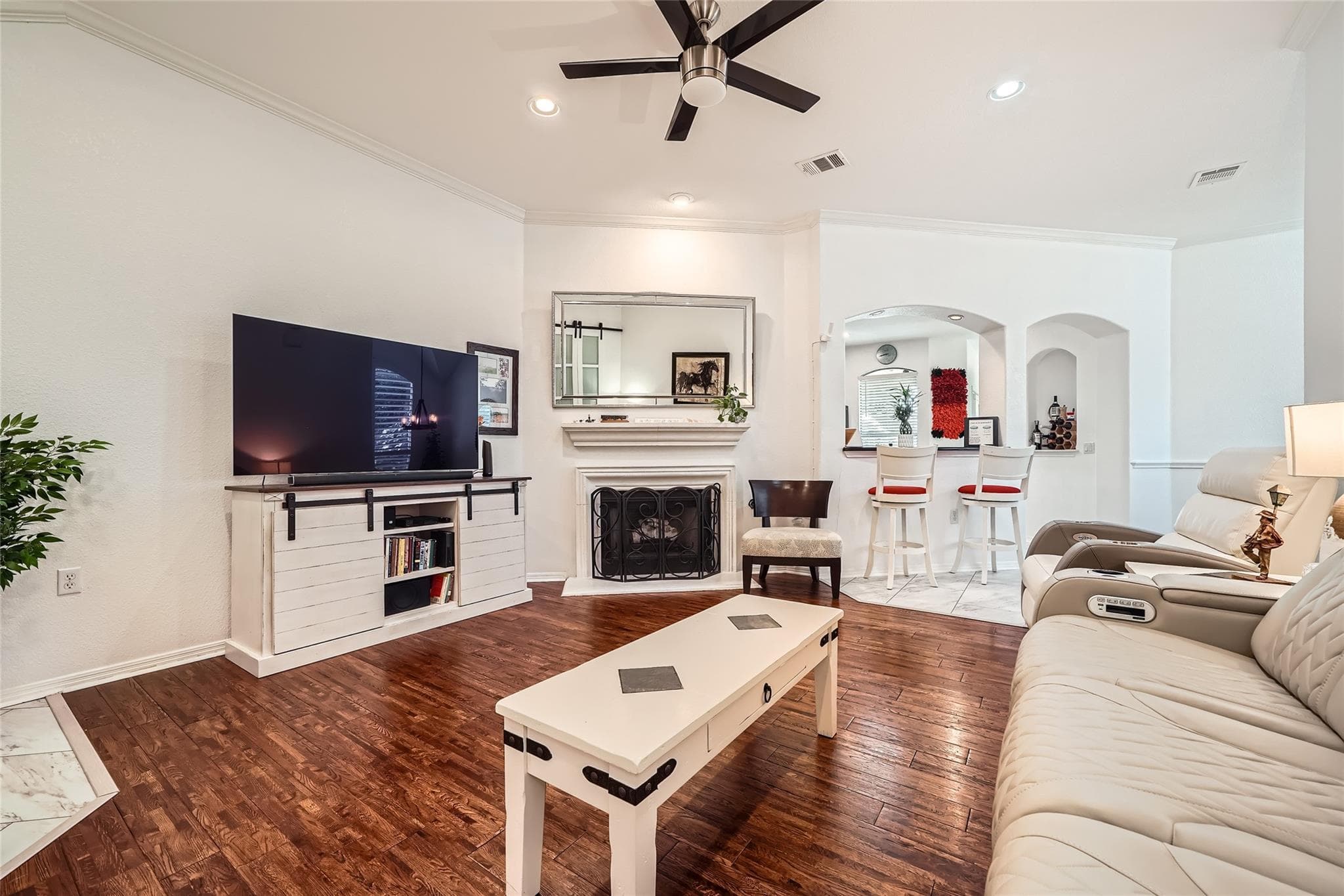 14100  Avery Ranch Blvd  #904