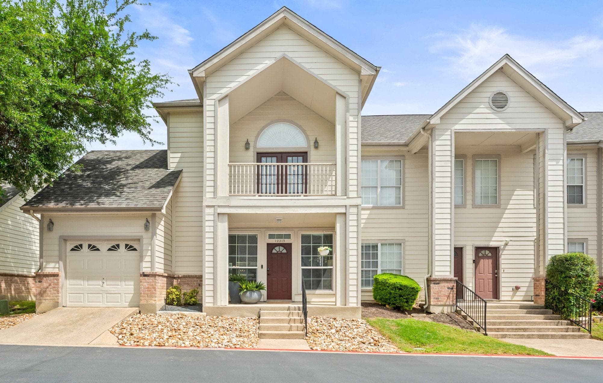 12213  Abbey Glen Ln