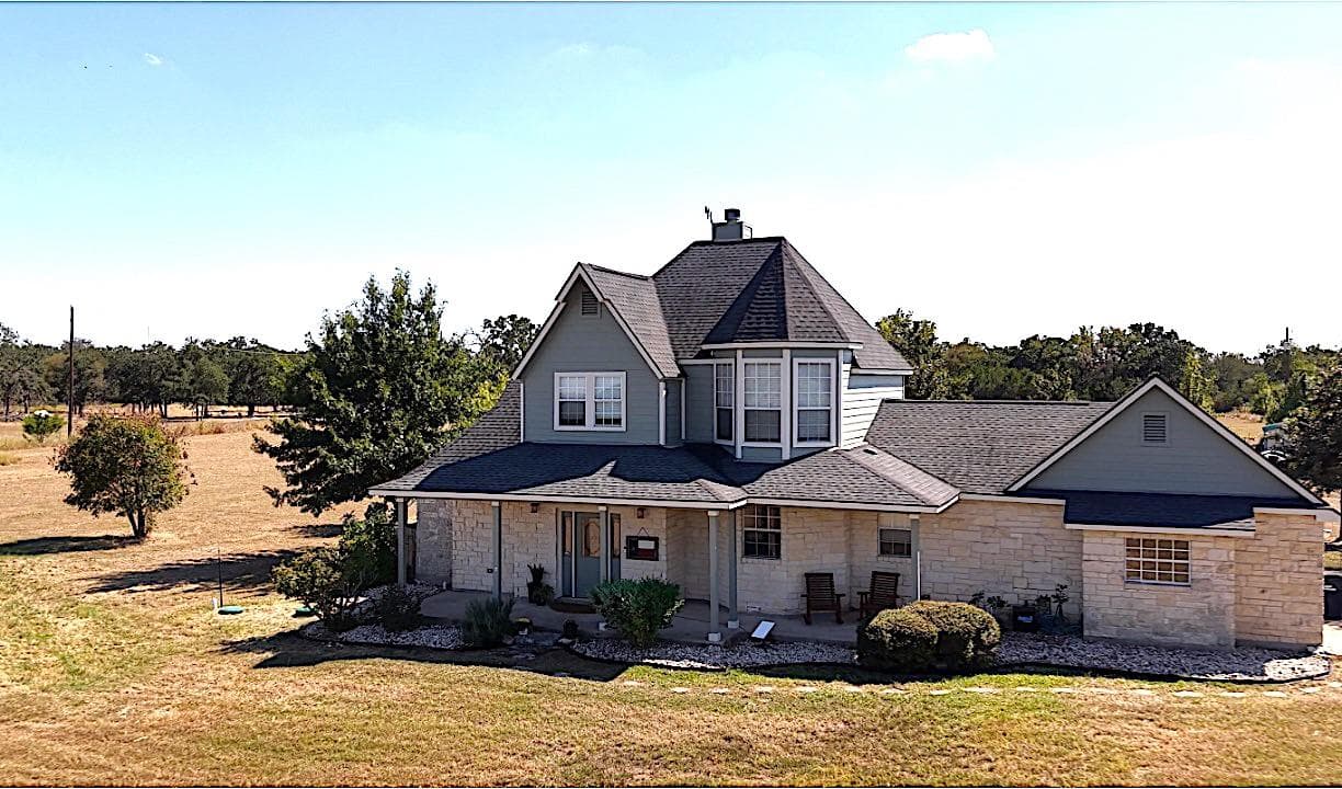 913  County Road 220 None