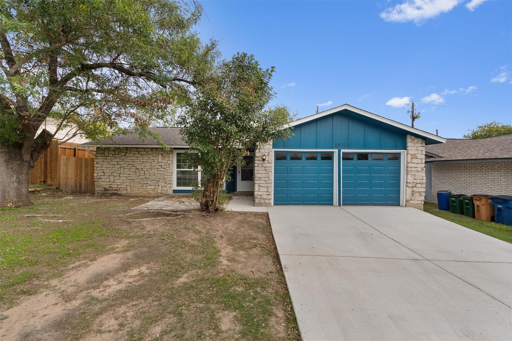2532  Chaparral Trl