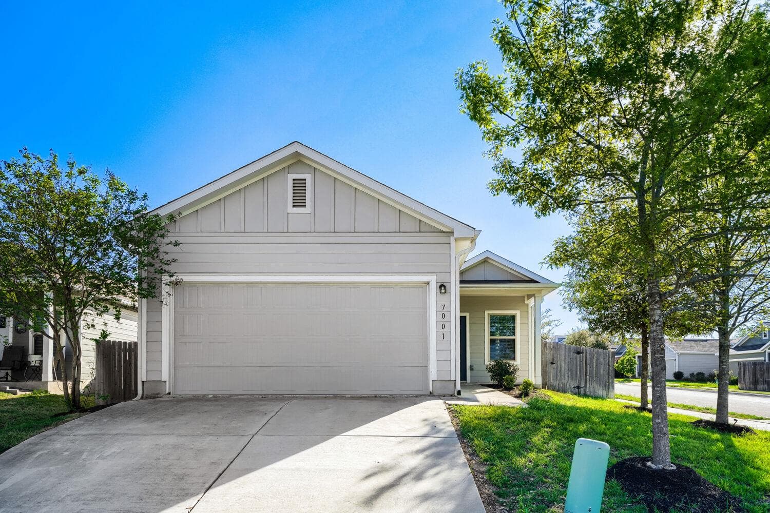 7001  Tonka Ln