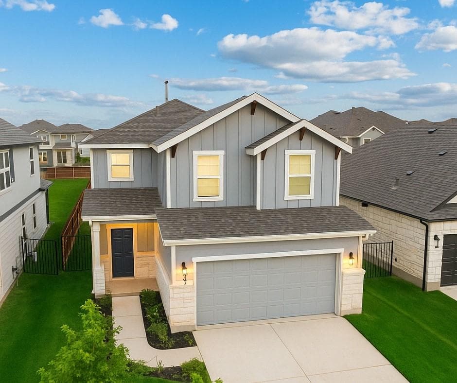137  Bennington Dr
