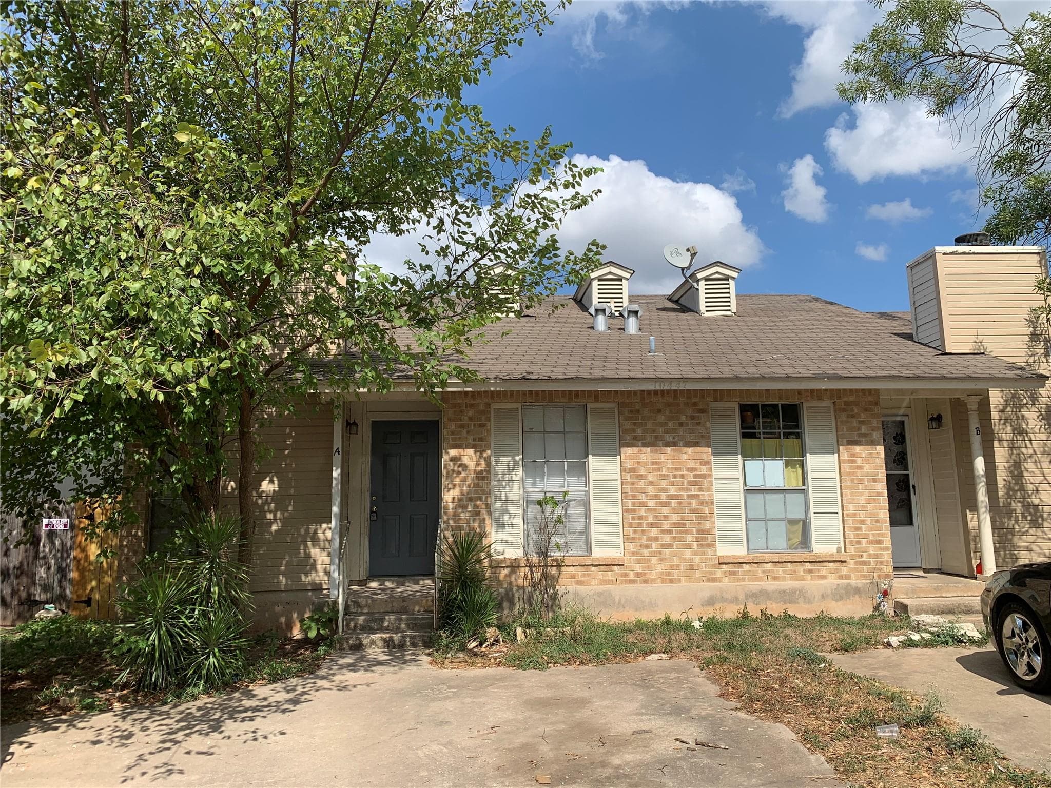 10447  Doc Holliday Trl  #B