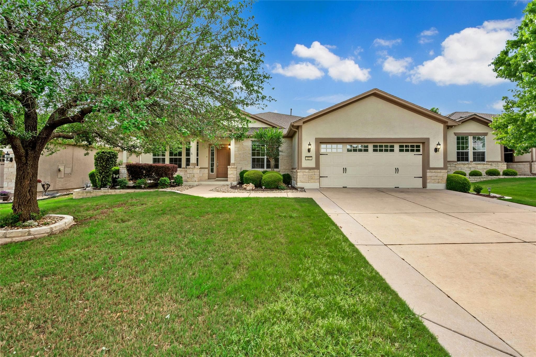 227  Duck Creek Ln