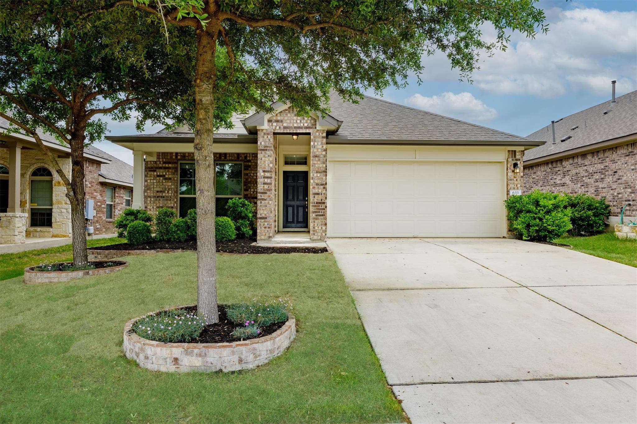 633  Carly Ann Ln