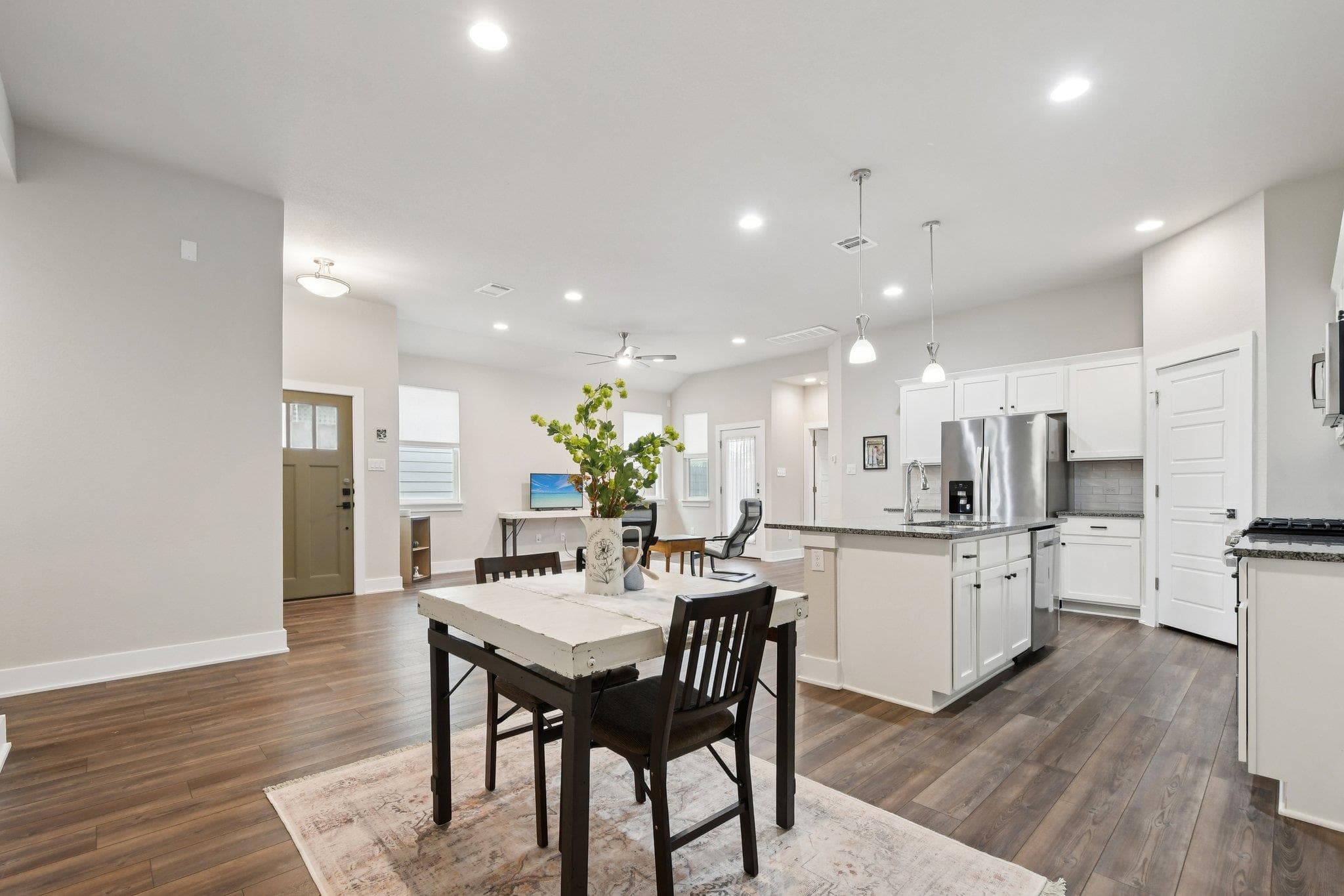 504  Peace Dr