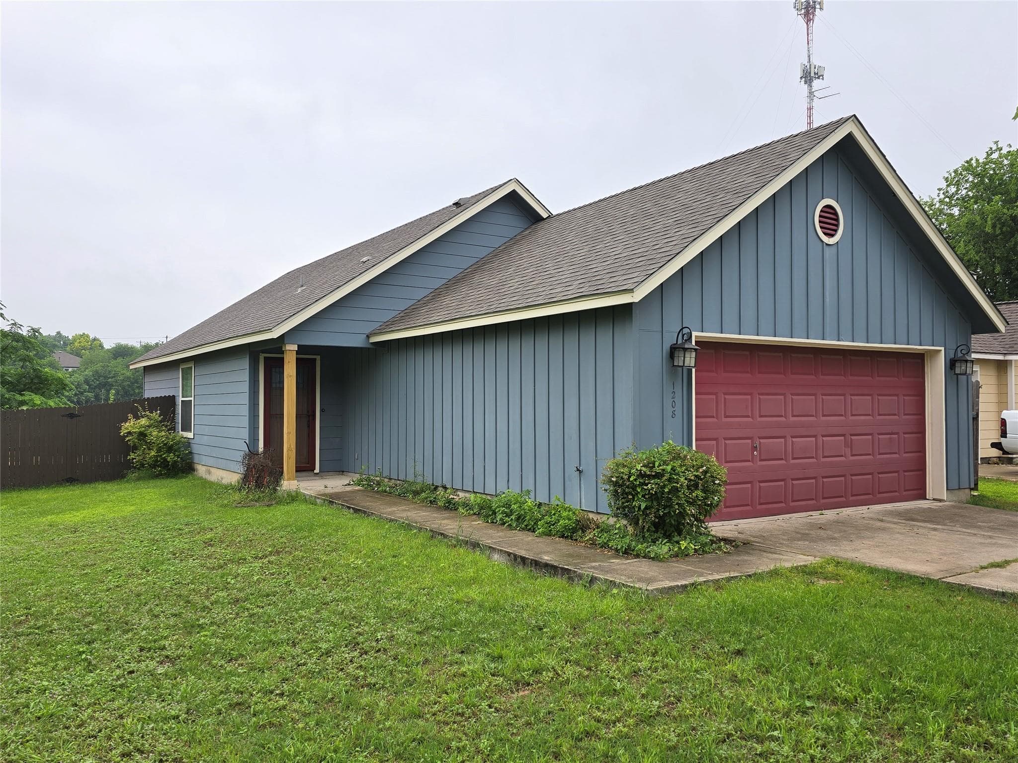 1208  Brendon Lee Ln