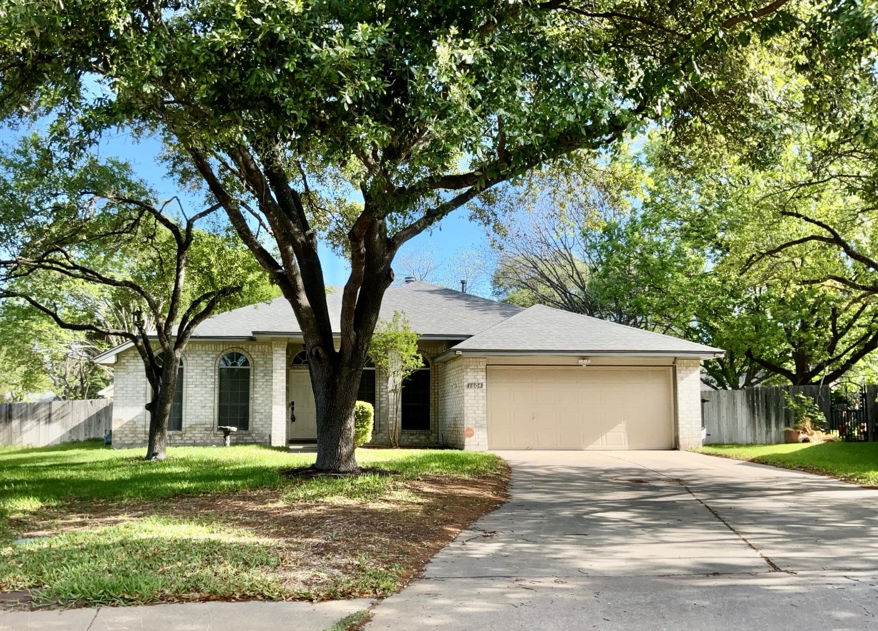 1604 Copperhead Cv