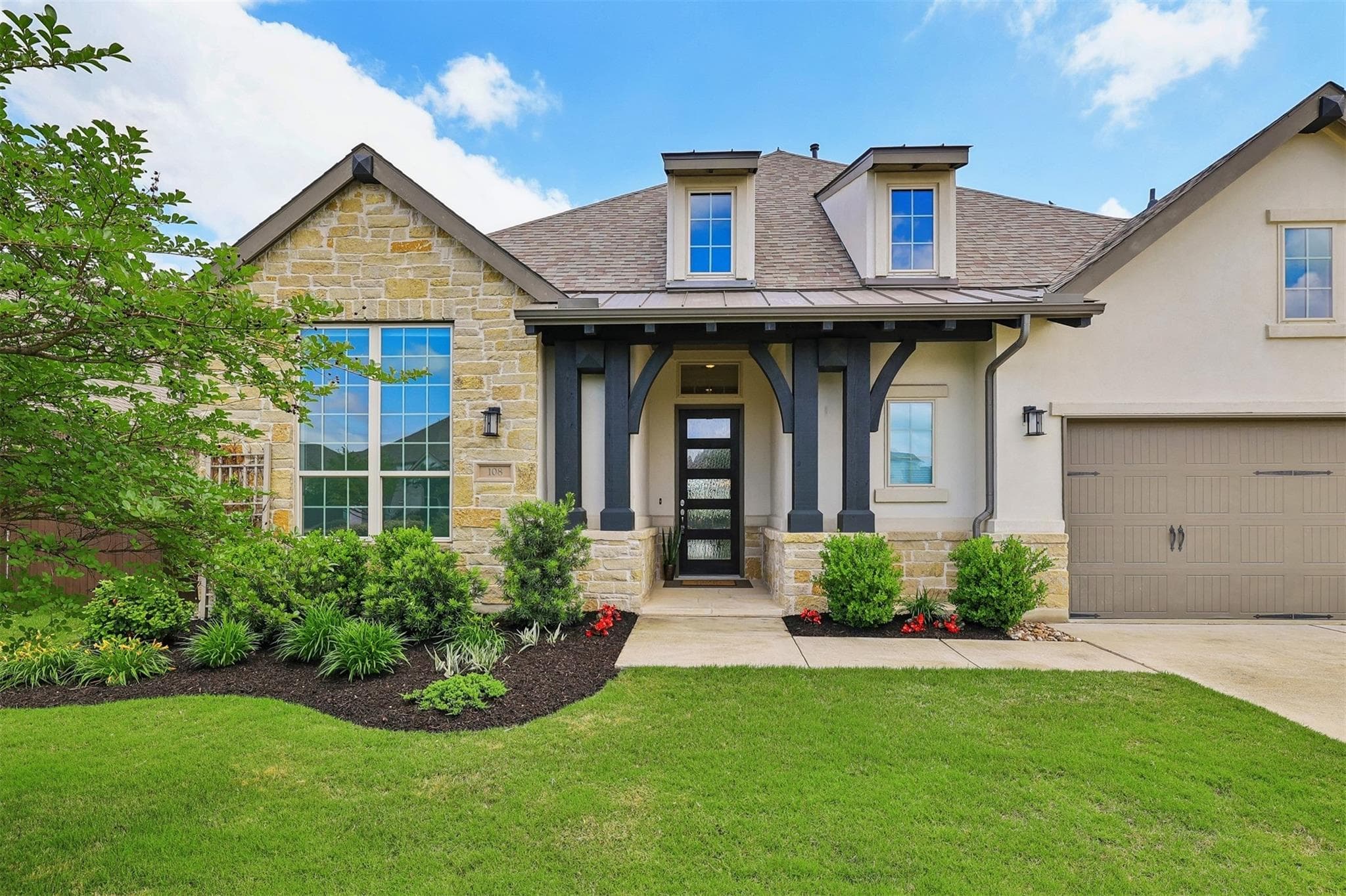 108  Regents Ln