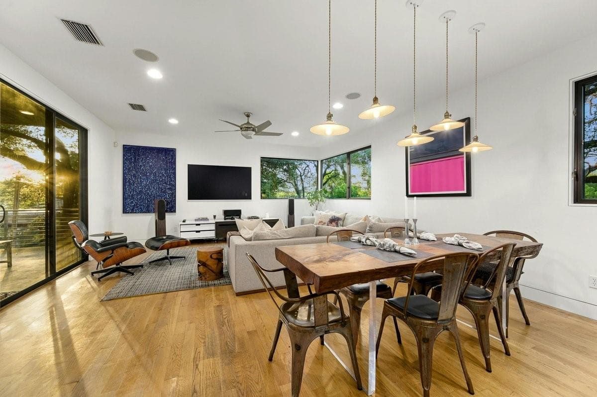 1402  Alta Vista Ave